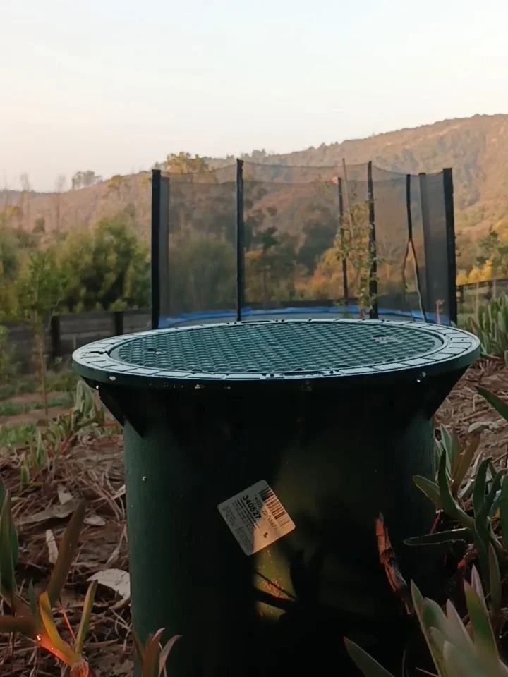 Toma de muestras de Agua Tratada de una de las PTAS GRAF del Fundo Aguas Claras, Cachagua