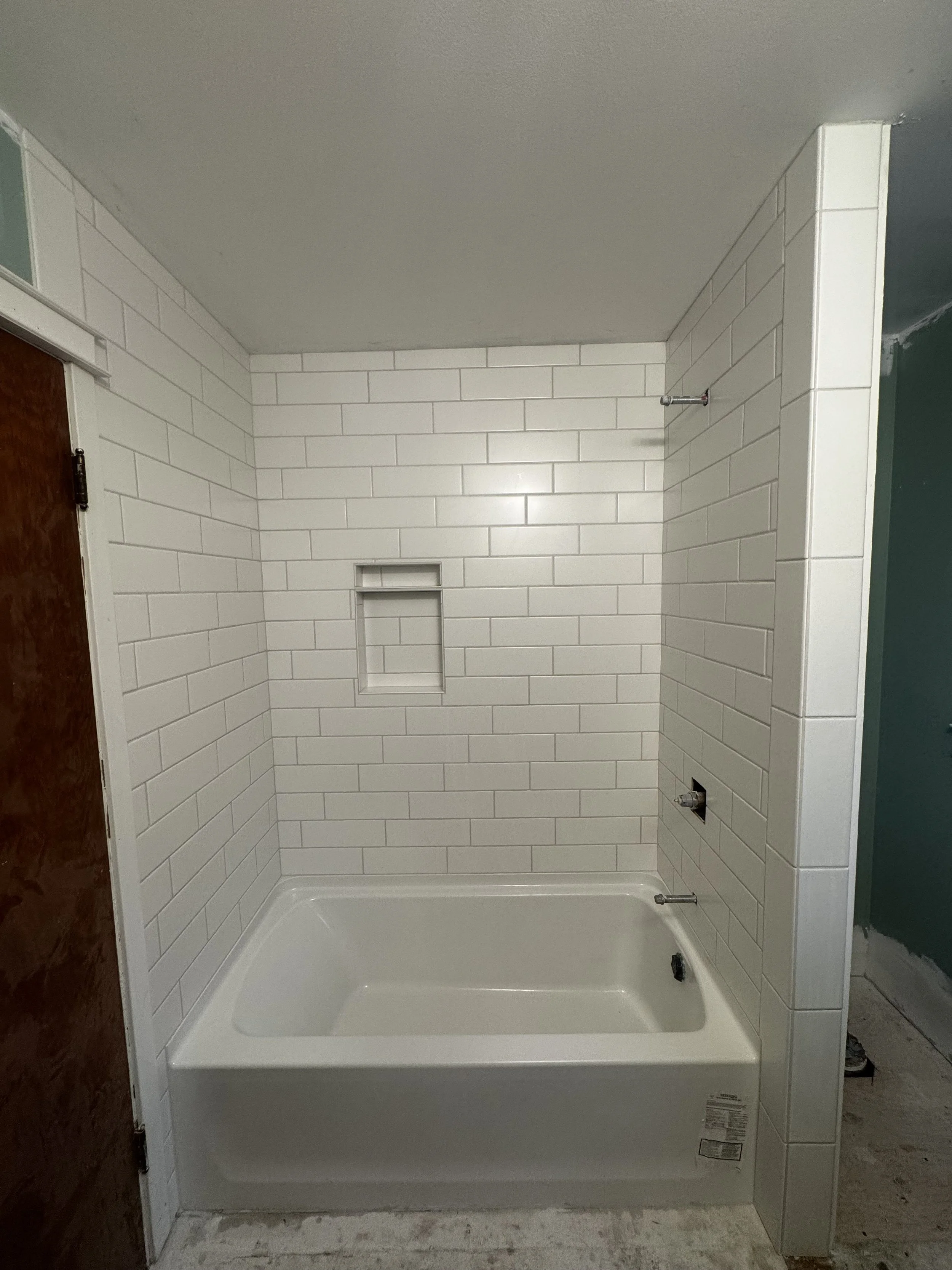 Custom tile shower installation by Lehman Construction in Roseburg, Oregon.