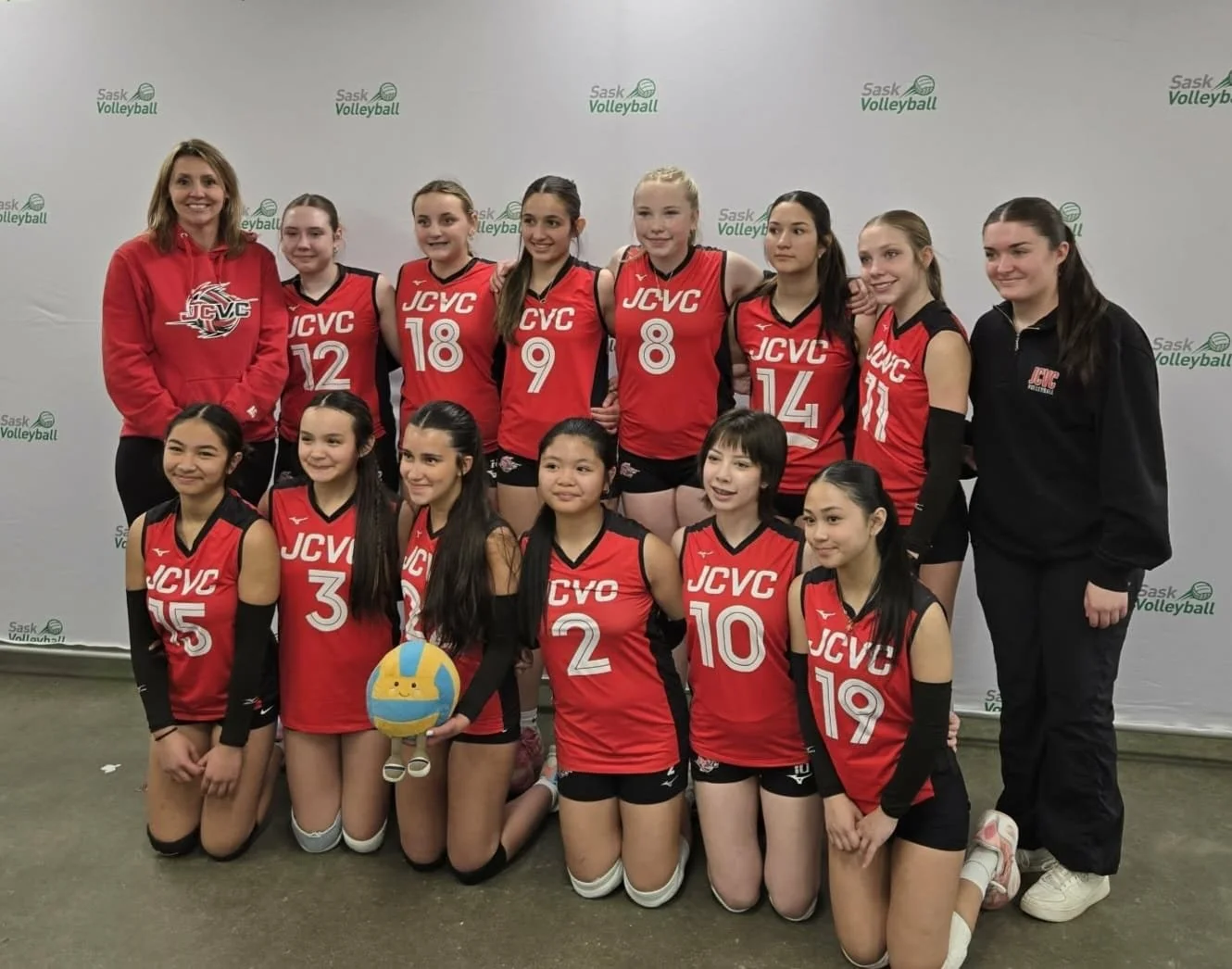 Our 13UW Red team finished in Division 2 tier 1 5th at provincials this weekend! It was a great weekend for our girls. They ended up winning 5 out of 6 games !  #jcvc #saskvolleyball #clubvolleyball
