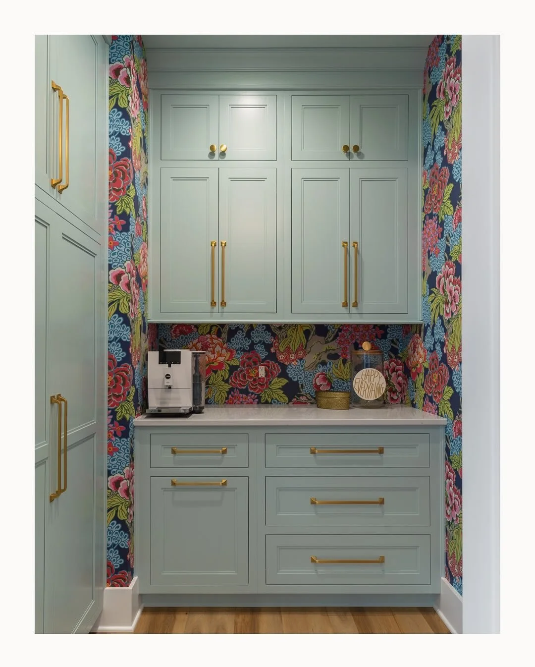 Custom cabinetry designed to blend function and bold design. 

#customcabinetry 
#cabinetrydesign 
#designdetails