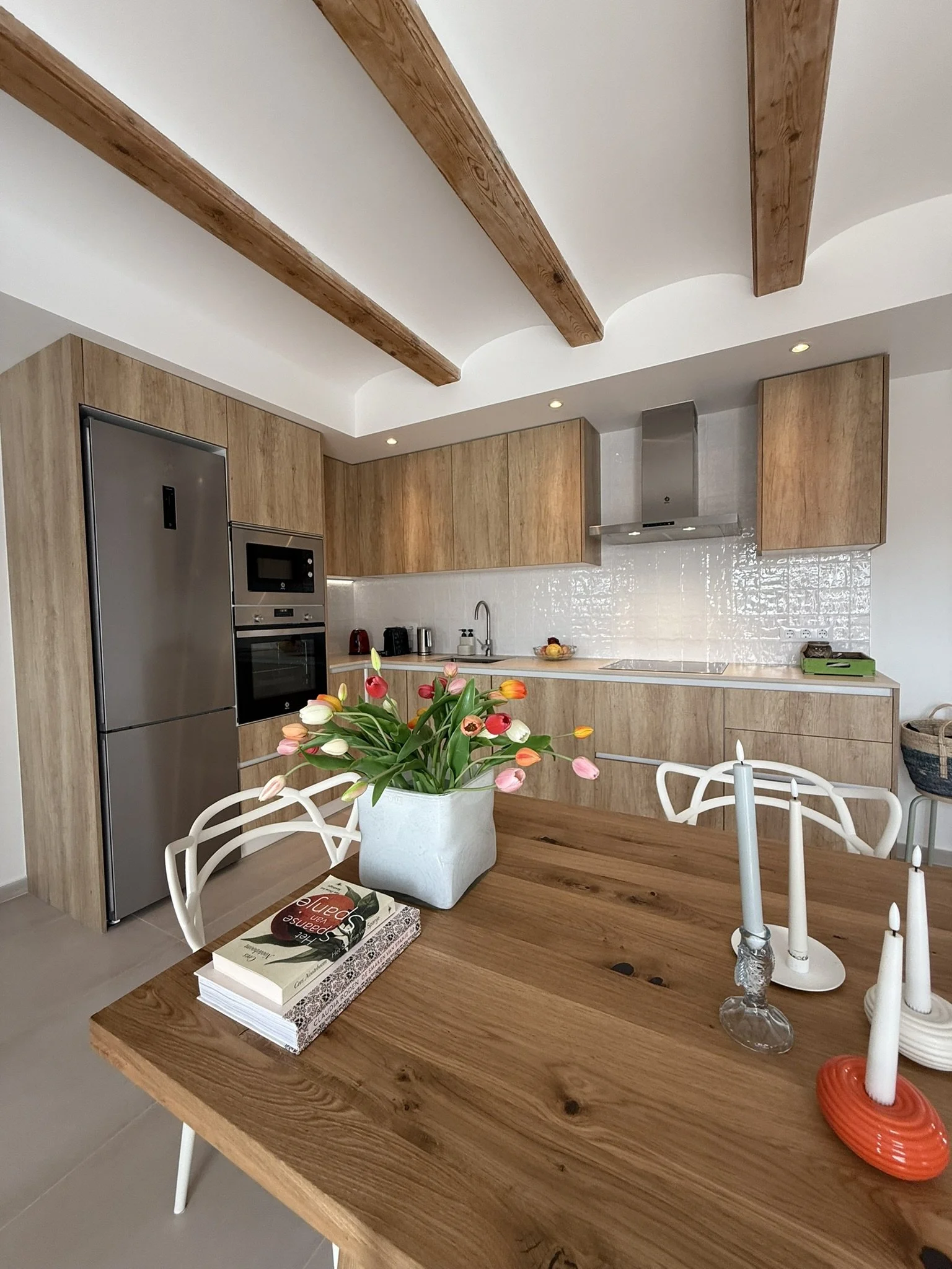 Op het puntje van de tafel