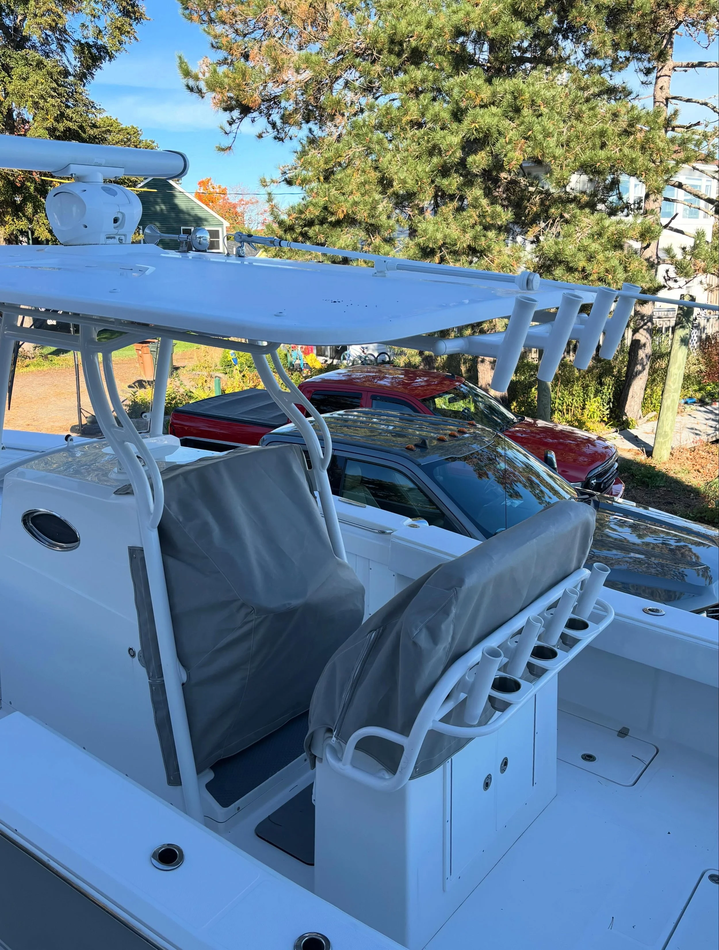 This 2017 Southport 27 FE has received its first ever Sunbrella console and helm bench covers. They look good on her!