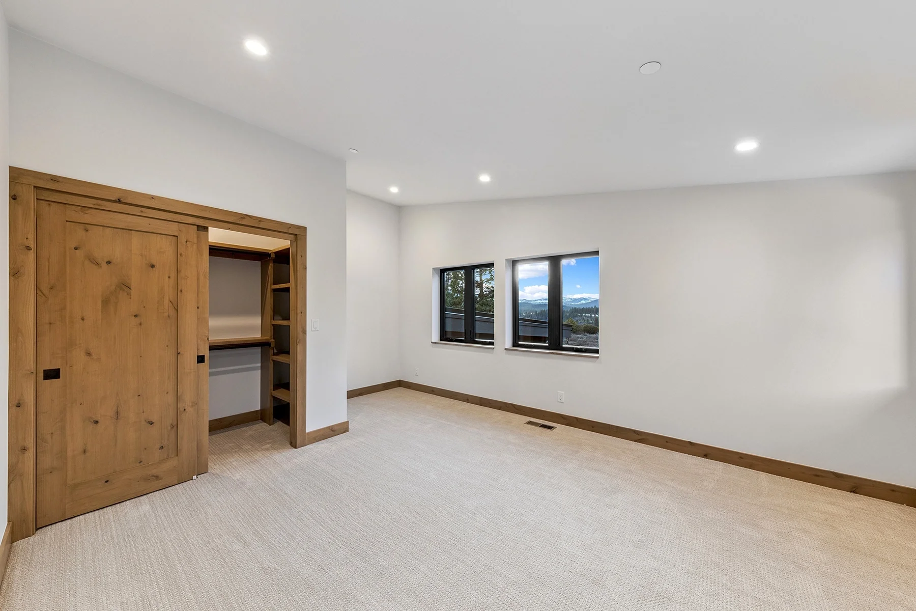 tudor-lane-bedroom-closet-upstairs-a55.webp