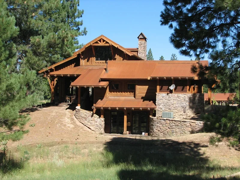 Grizzly-Ranch-Portola-CA-lake-house_5.webp