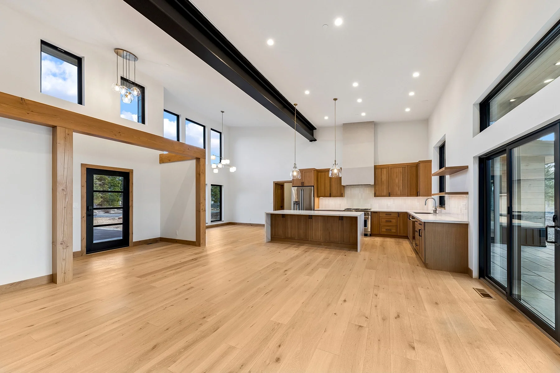 tudor-lane-main-living-area-kitchen-entryway-a18.webp