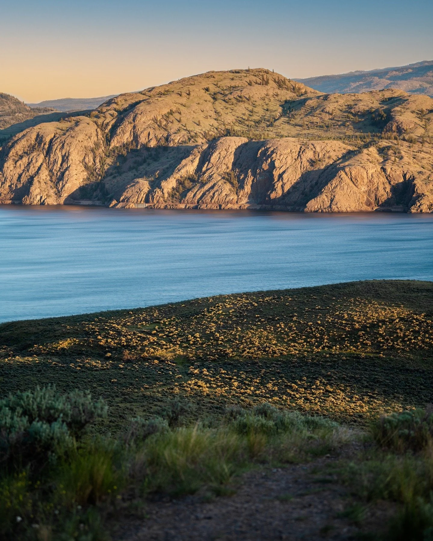 Here&rsquo;s the thing - Kamloops isn&rsquo;t just a pit stop. It&rsquo;s a photographer&rsquo;s playground.

Think golden grasslands, winding rivers, dusty backroads, and light that hits just right.

👣 Want to discover what the locals know?
📍 Join