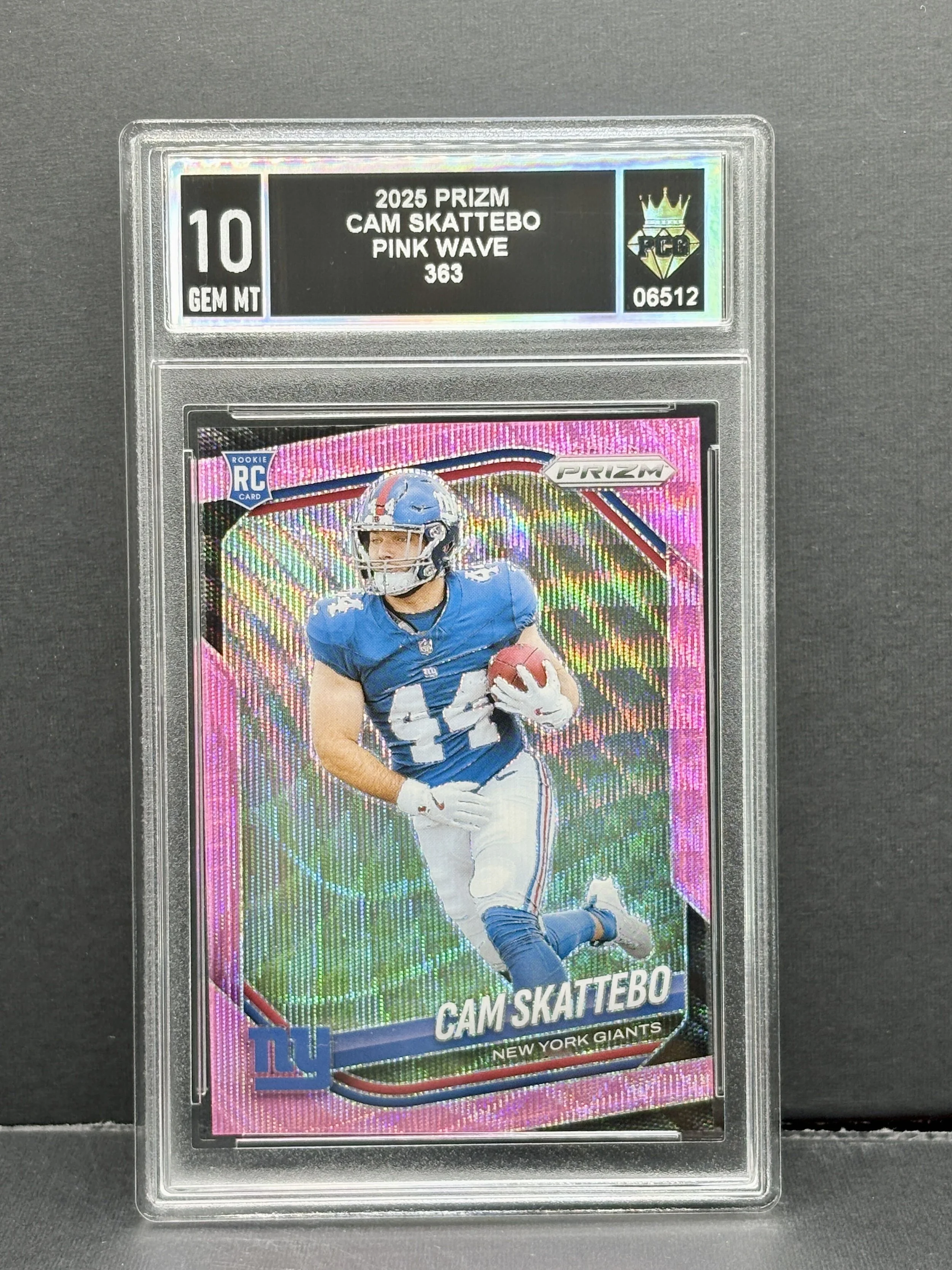 #06512 2025 CAM SKATTEBO 10 GEM MT
