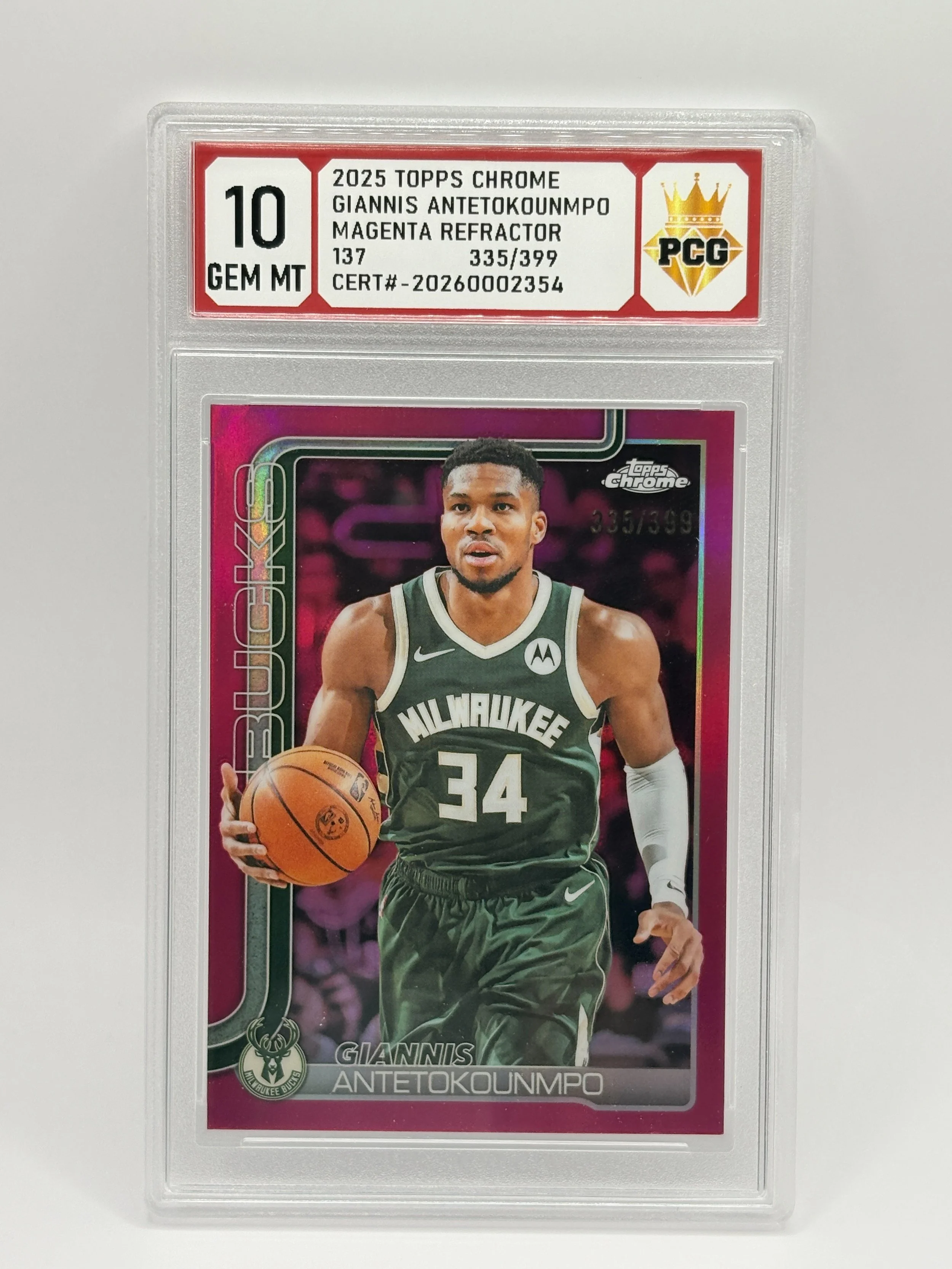#20260002354 2025 GIANNIS ANTETOKOUNMPO 10 GEM MT