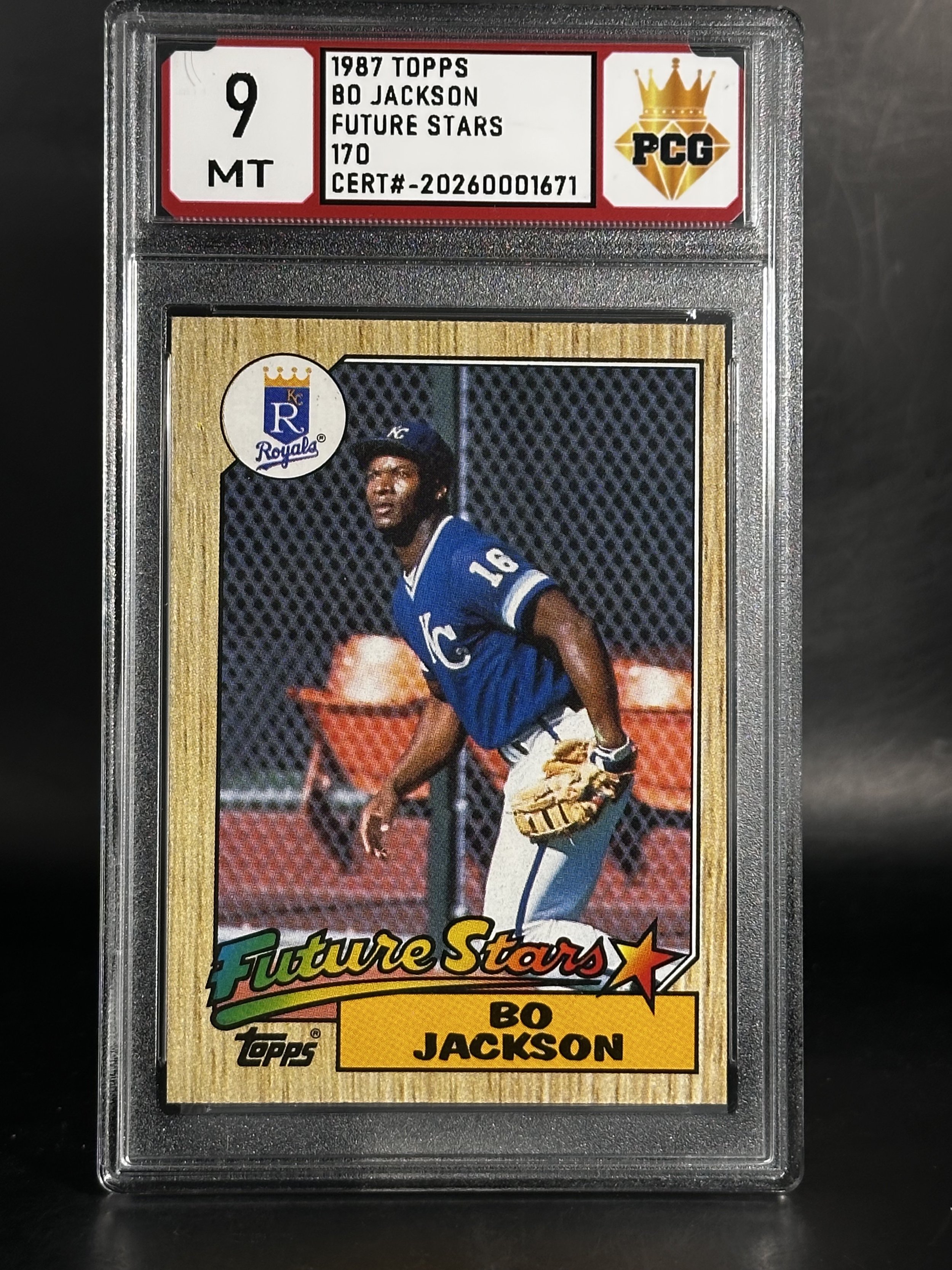 #20260001671 1987 BO JACKSON 9 MT