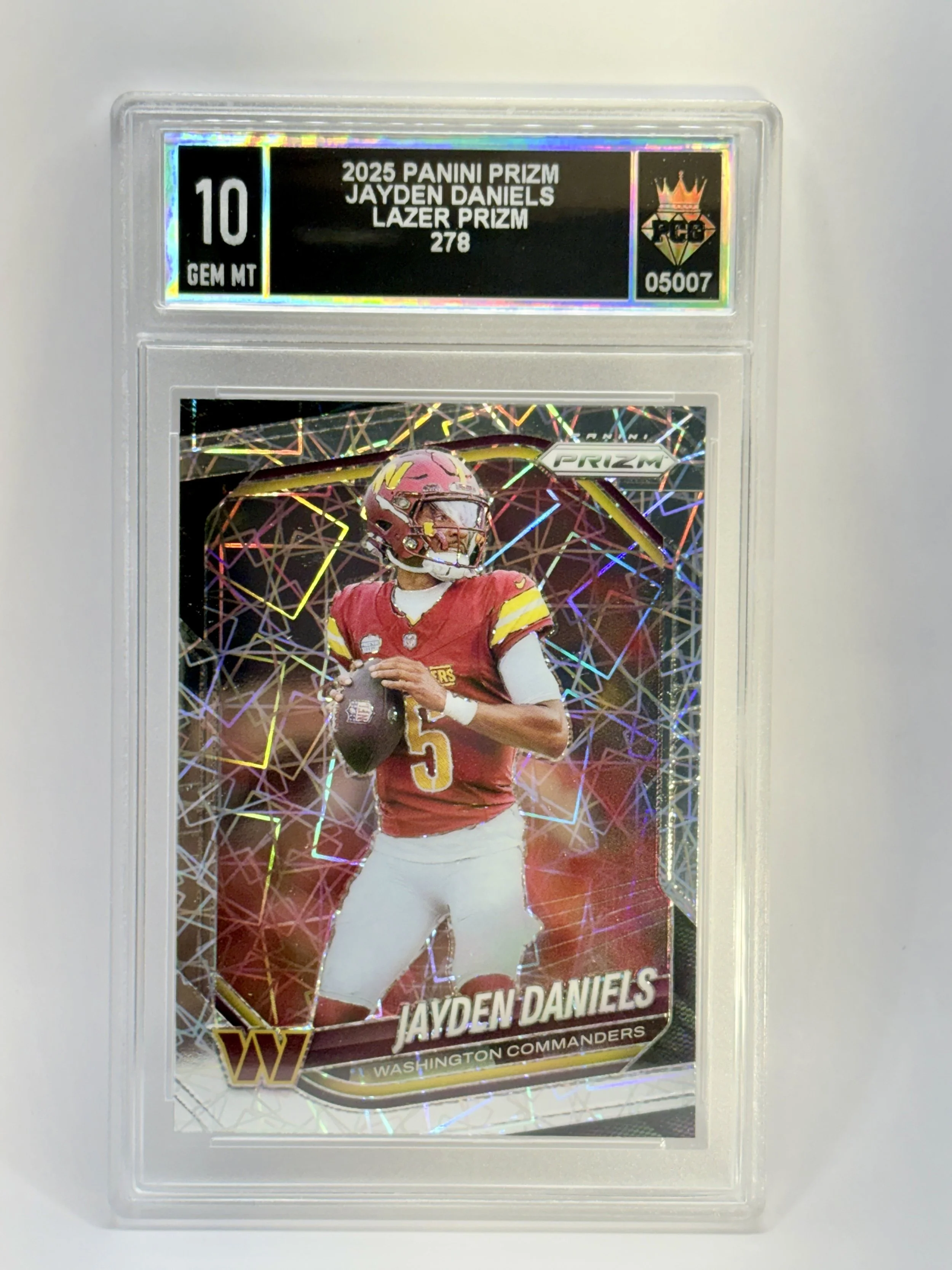 #20260005007 2025 JAYDEN DANIELS 10 GEM MT