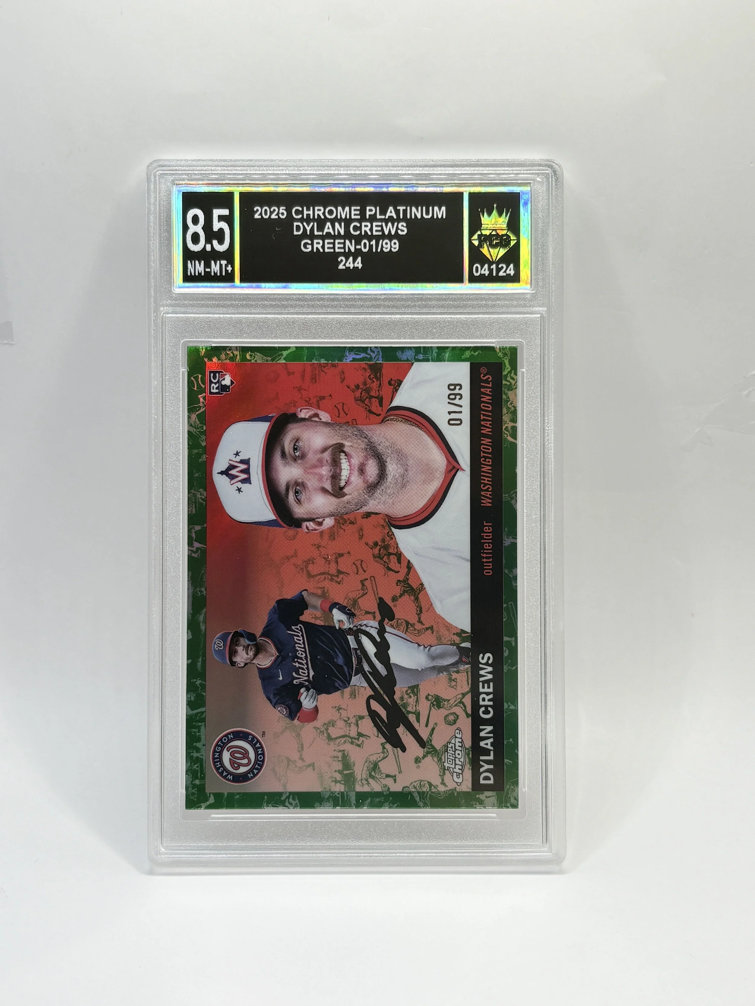 #20260004124 2025 DYLAN CREWS 8.5 NM-MT+