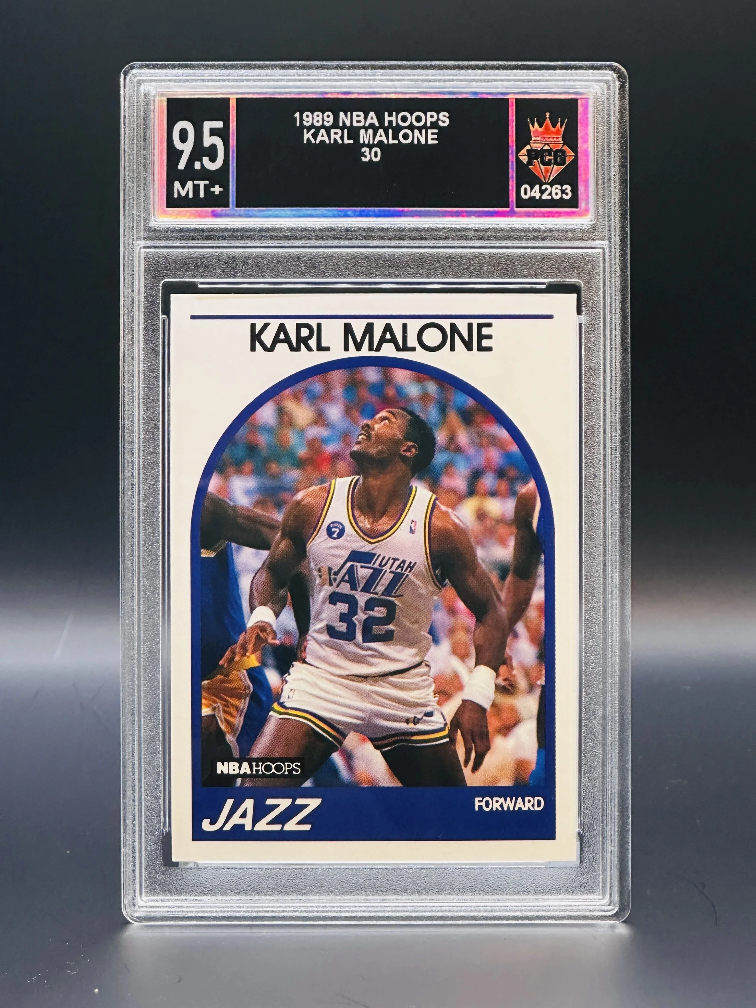 #04263 1989 KARL MALONE 9.5 MT+