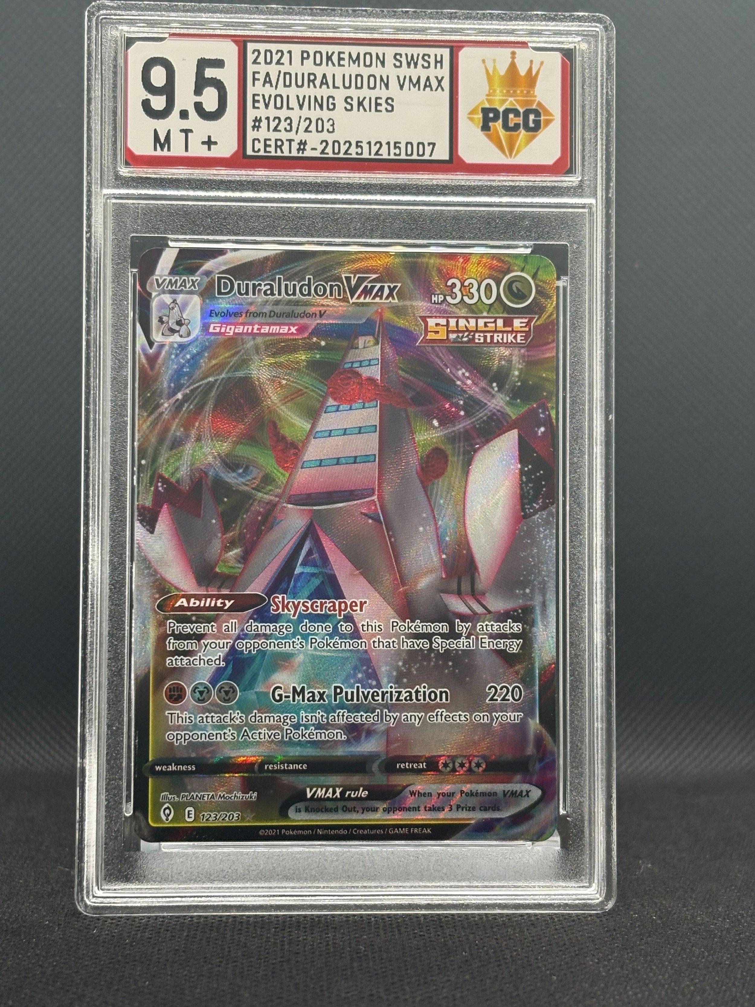 #20251215007 2021 POKEMON SWSH FA/DURALUDON VMAX 9.5 MT+