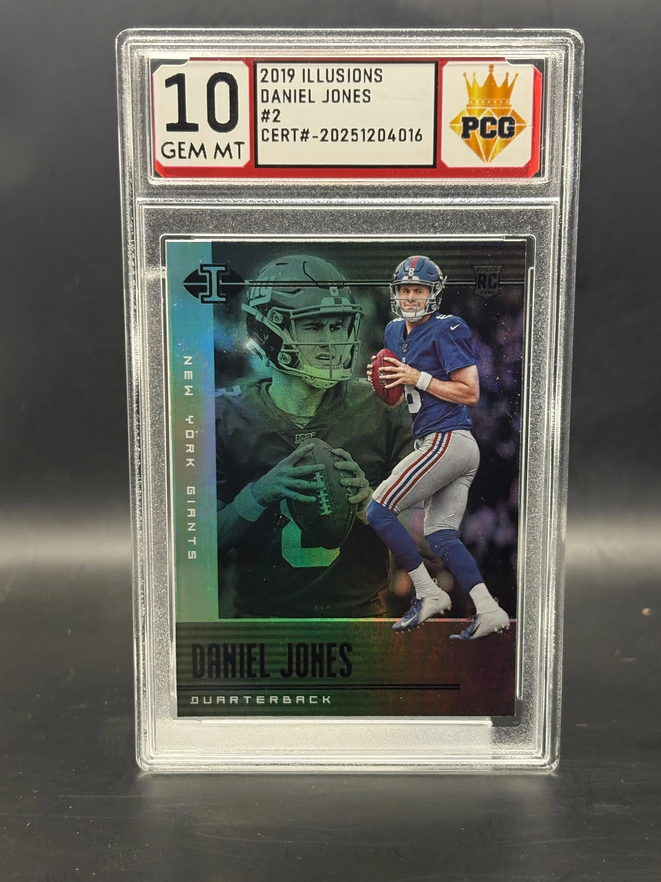 #20251204016 Daniel Jones 10 GEM MT