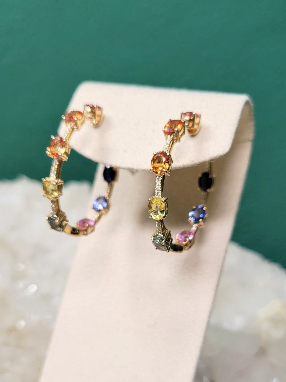 Hogue's Jewelry Bellarri 14K Hoop Earring Basket2.png