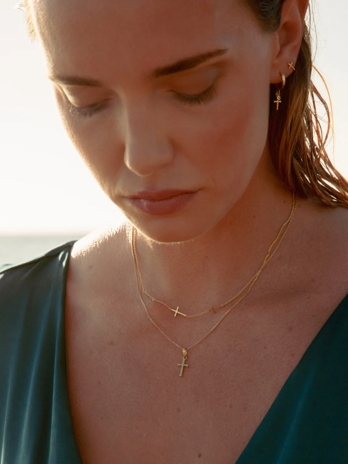 Rizen necklace IRL.png