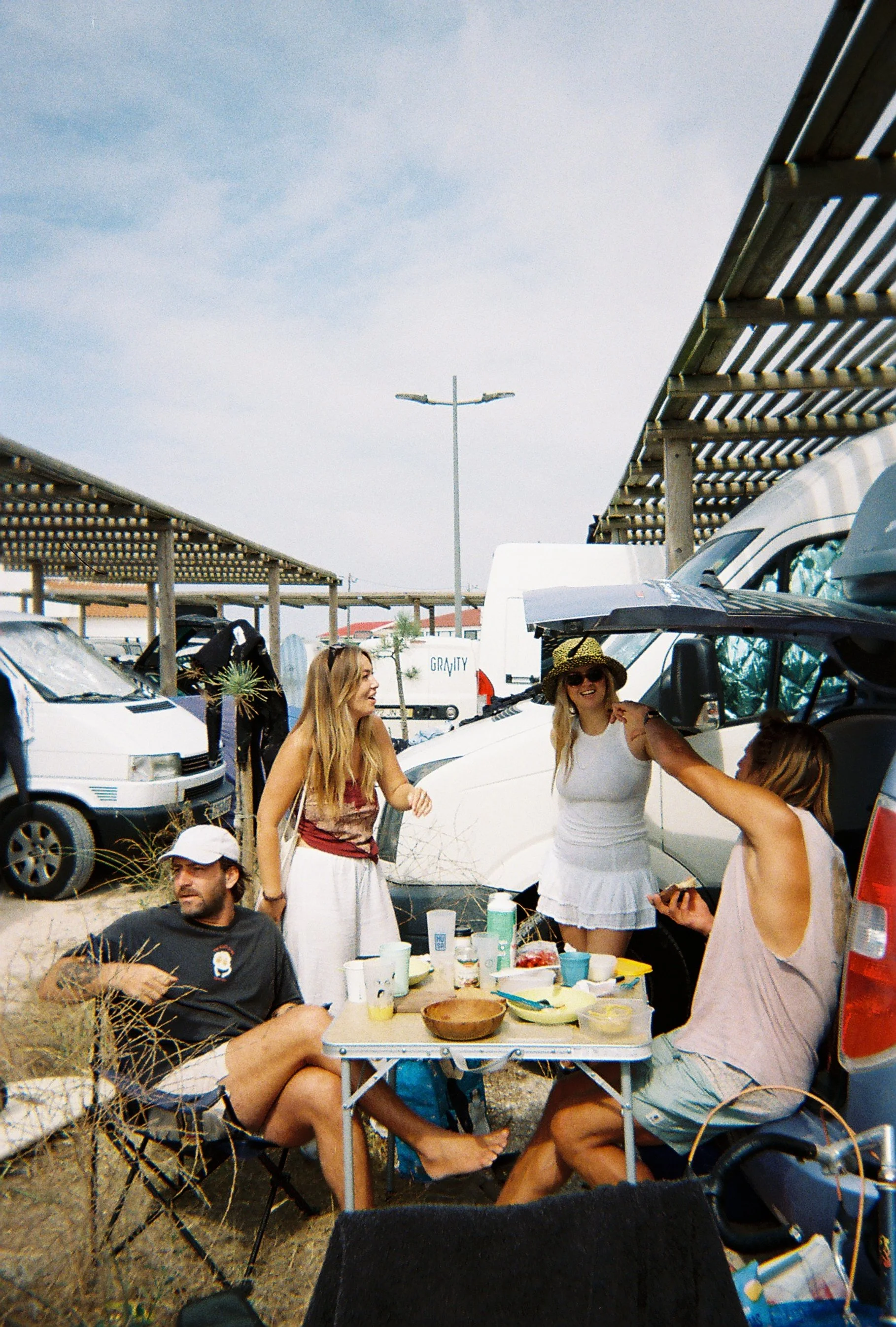 R1-06166-011A copy.JPG