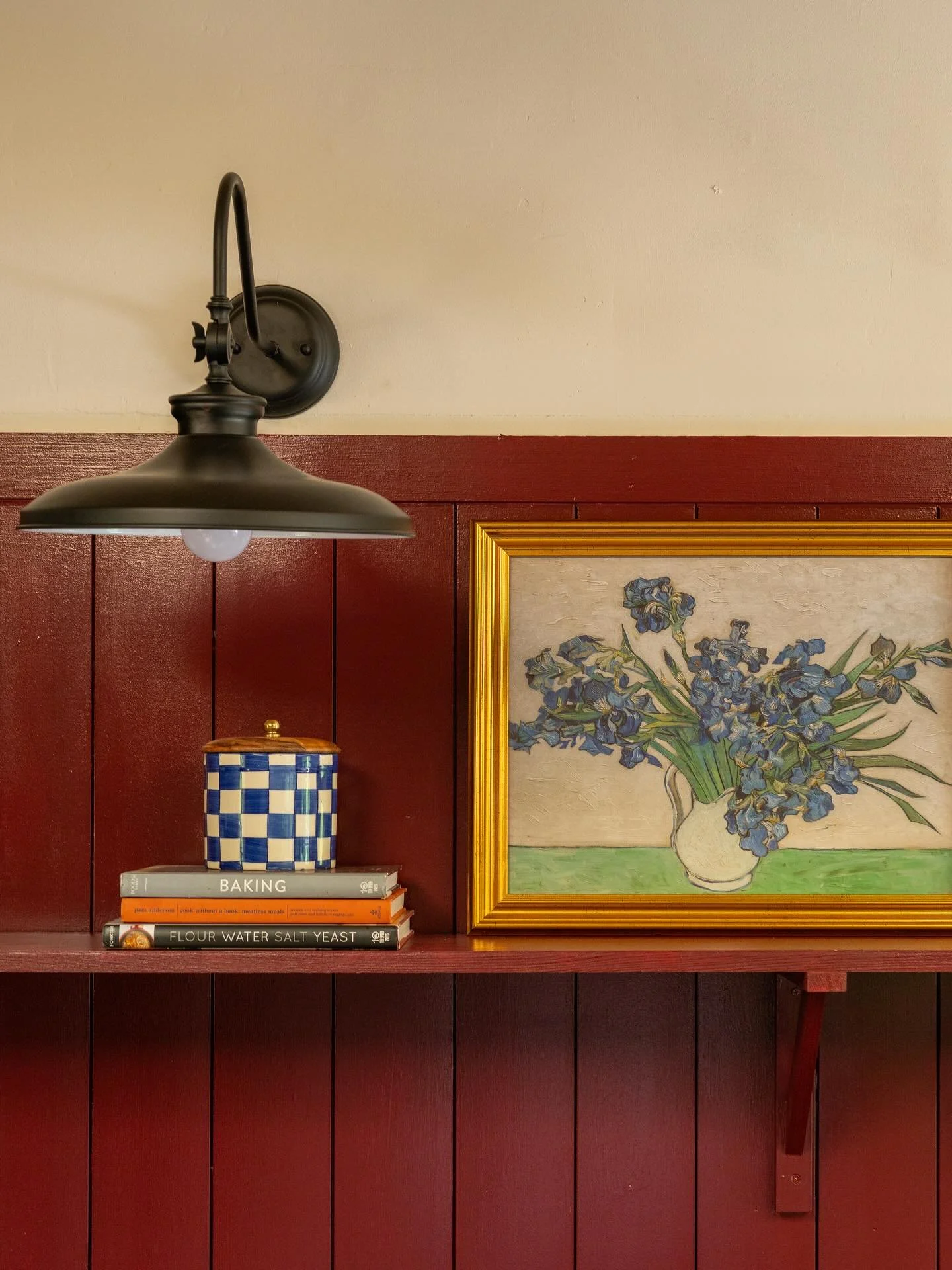 At Three Bears Cottage, we believe it’s the little details that make all the difference. We’ve carefully crafted a warm, welcoming space where every corner feels intentional — so you can feel right at home in the beautiful Smoky Mou