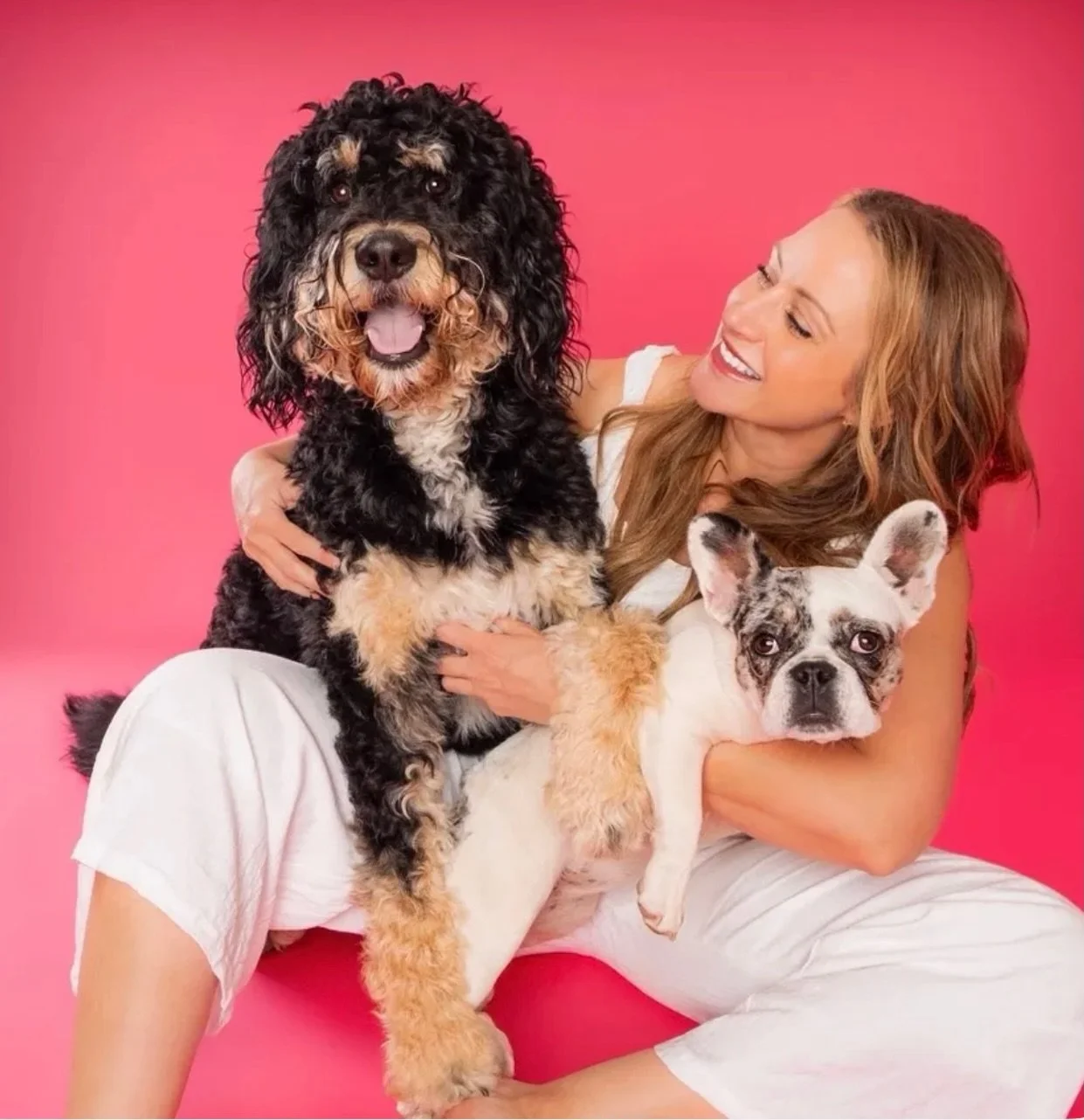 Showed up a day late to National Pet Month like 🙃 good thing it&rsquo;s a whole month 🐾 Be on the lookout 👀 fun things are coming your way this summer!!! ☀️ 🐶 🐱 📸 
#NationalPetMonth #CutiePAWtootie #BetterLateThanNever #SalidaCo #PetPhotography