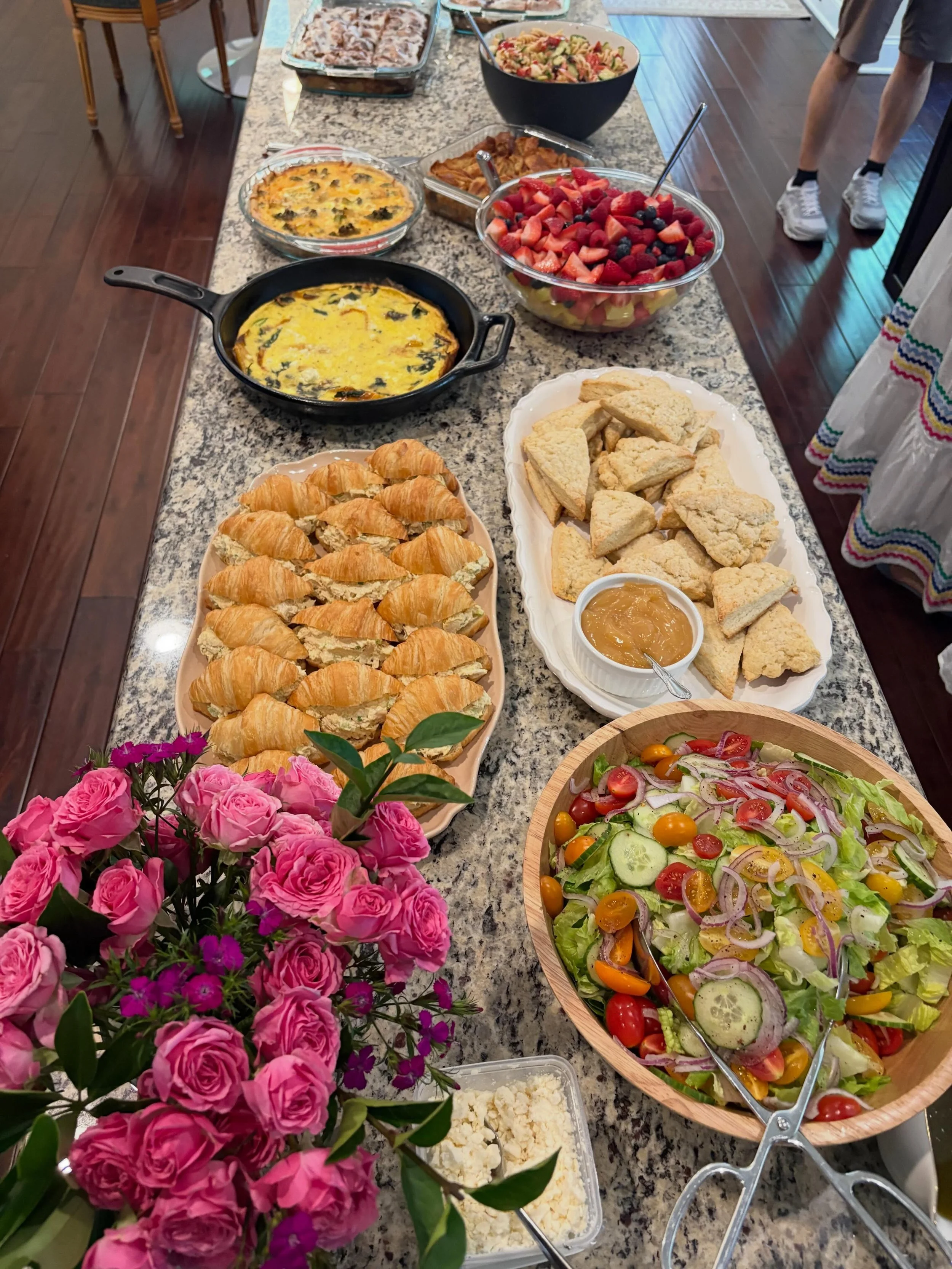 A beautiful Mother&rsquo;s Day Brunch 💐 💕
#wakeforestnc 
#catering #brunch #cheflife