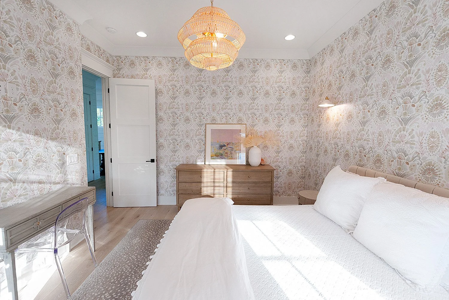 upstairsbedroom2.jpg