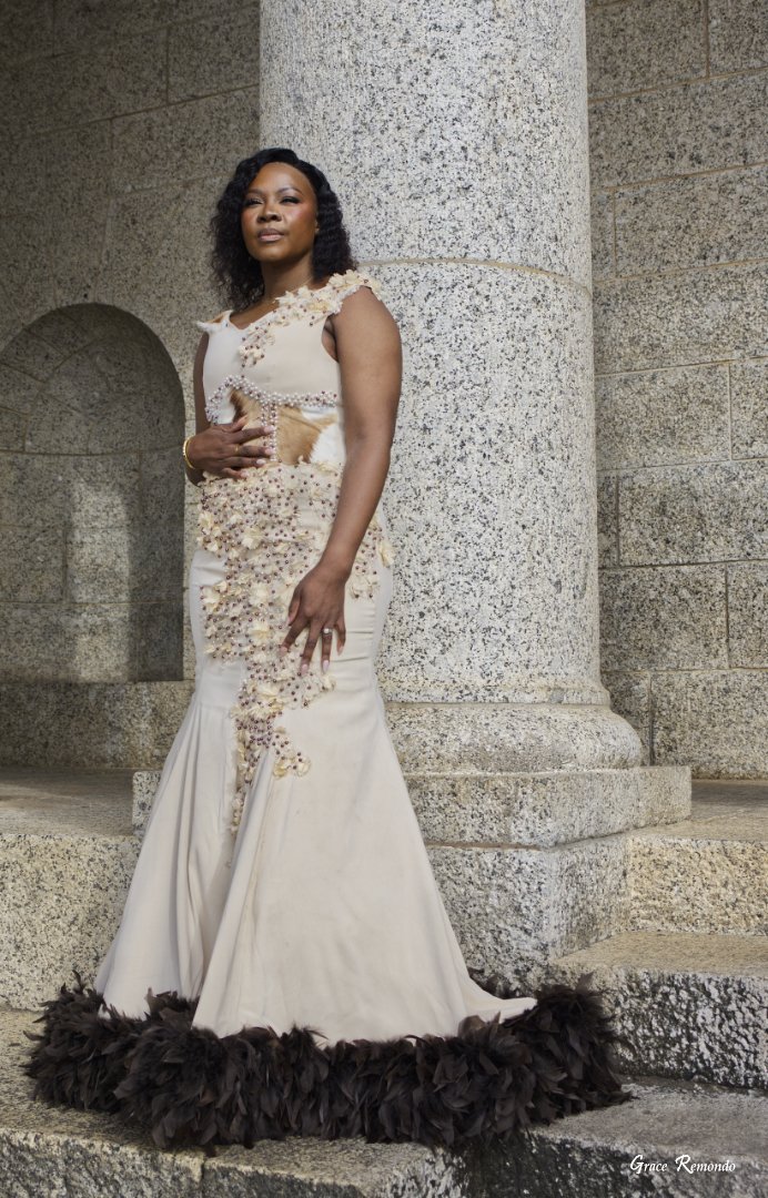 A tribute to resilience, heritage, and quiet strength.

Set against the grand architecture of Rhodes Memorial, this gallery brings together traditional wedding attire, ancestral roots, and the profound beauty of stepping into peace. May these images 