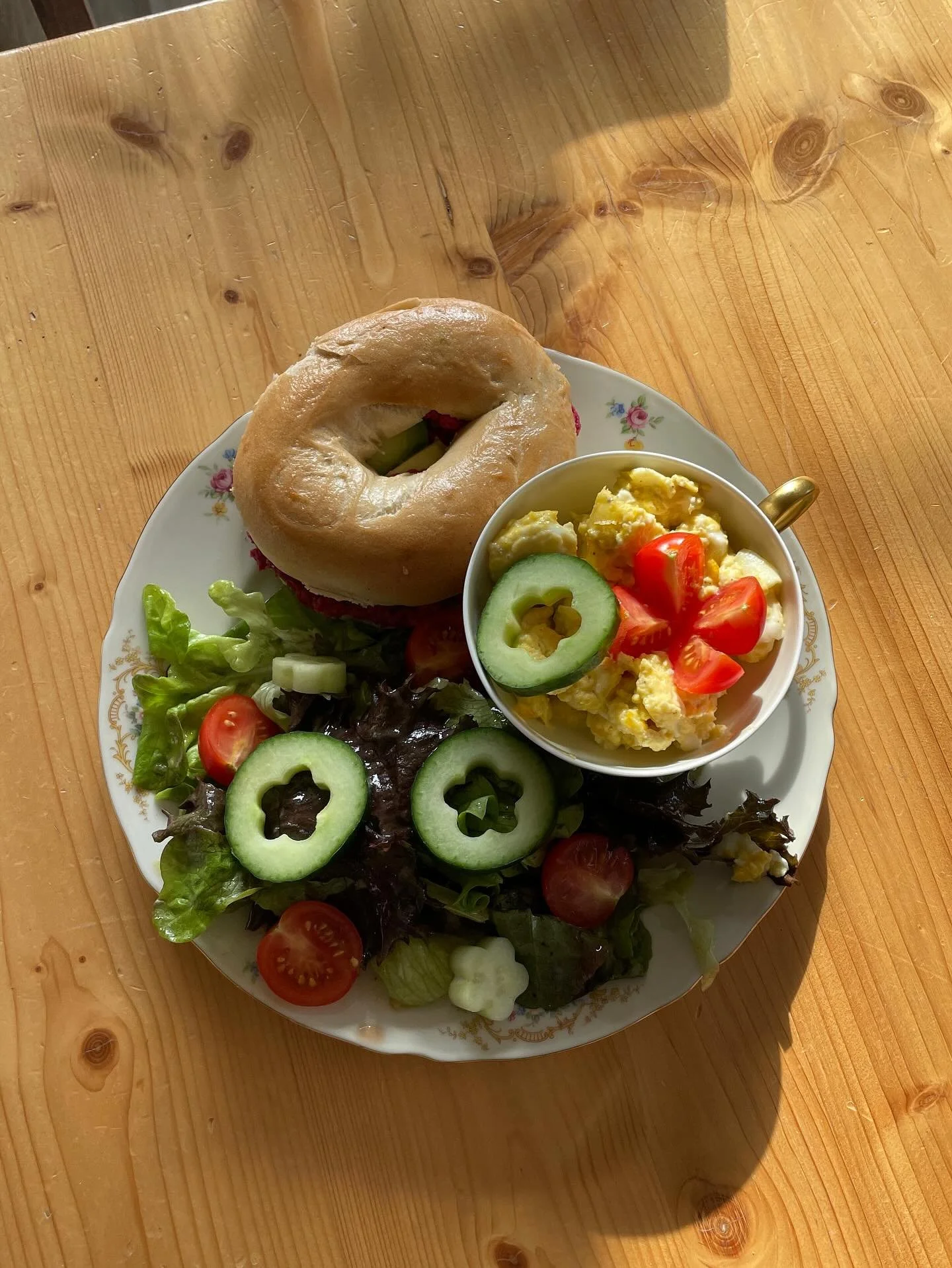 Unsere liebsten Brunchmomente🫶🏻 
Mit wem gehst du am liebsten Brunchen? 🌟