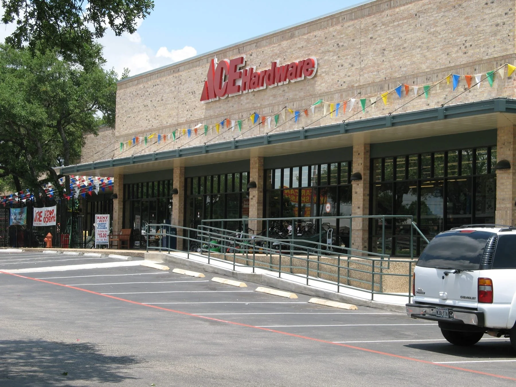 CedarParkSquare-IMG_2769-sized.jpg