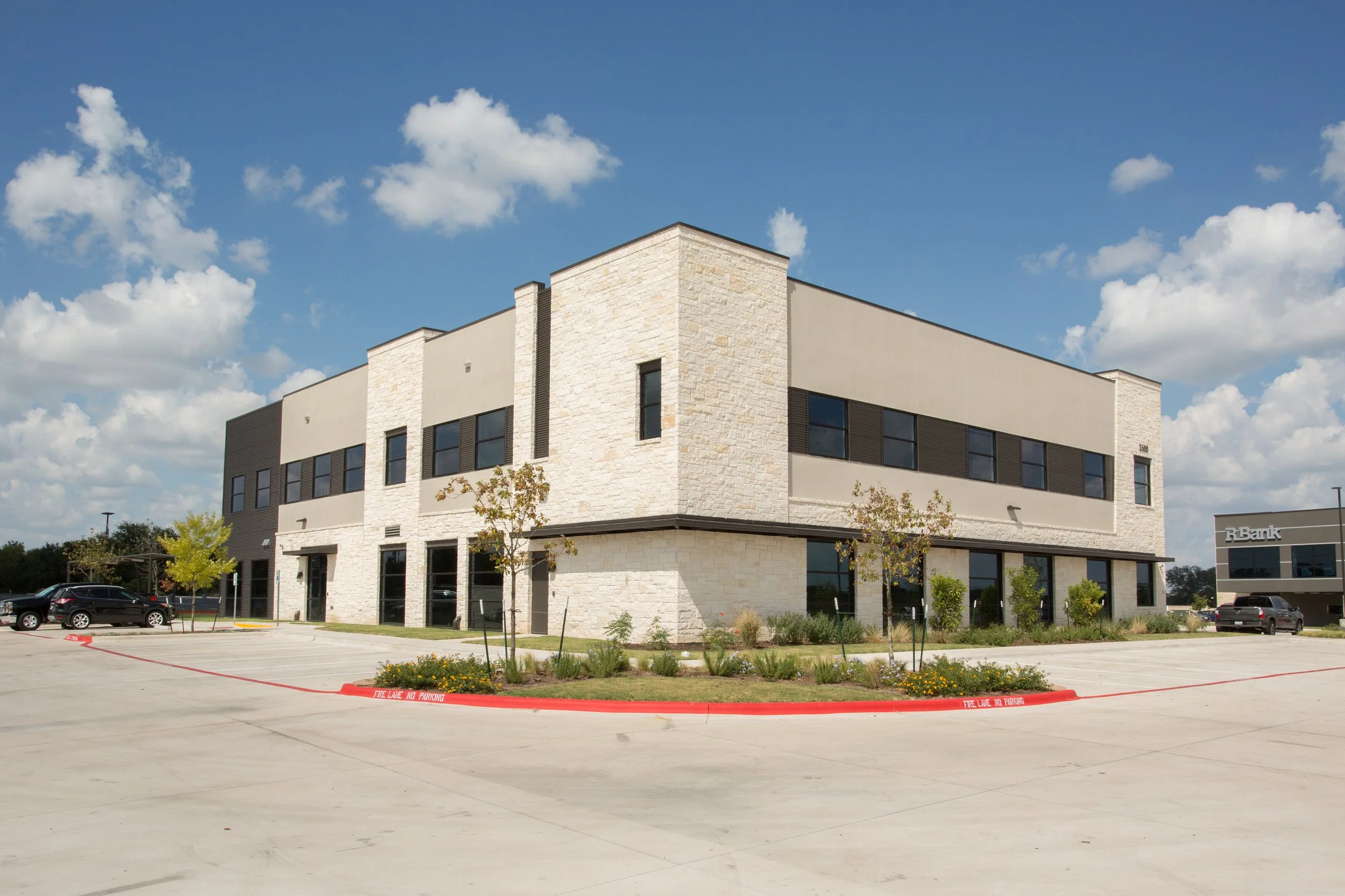 3500 E Palm Picture 1.jpg