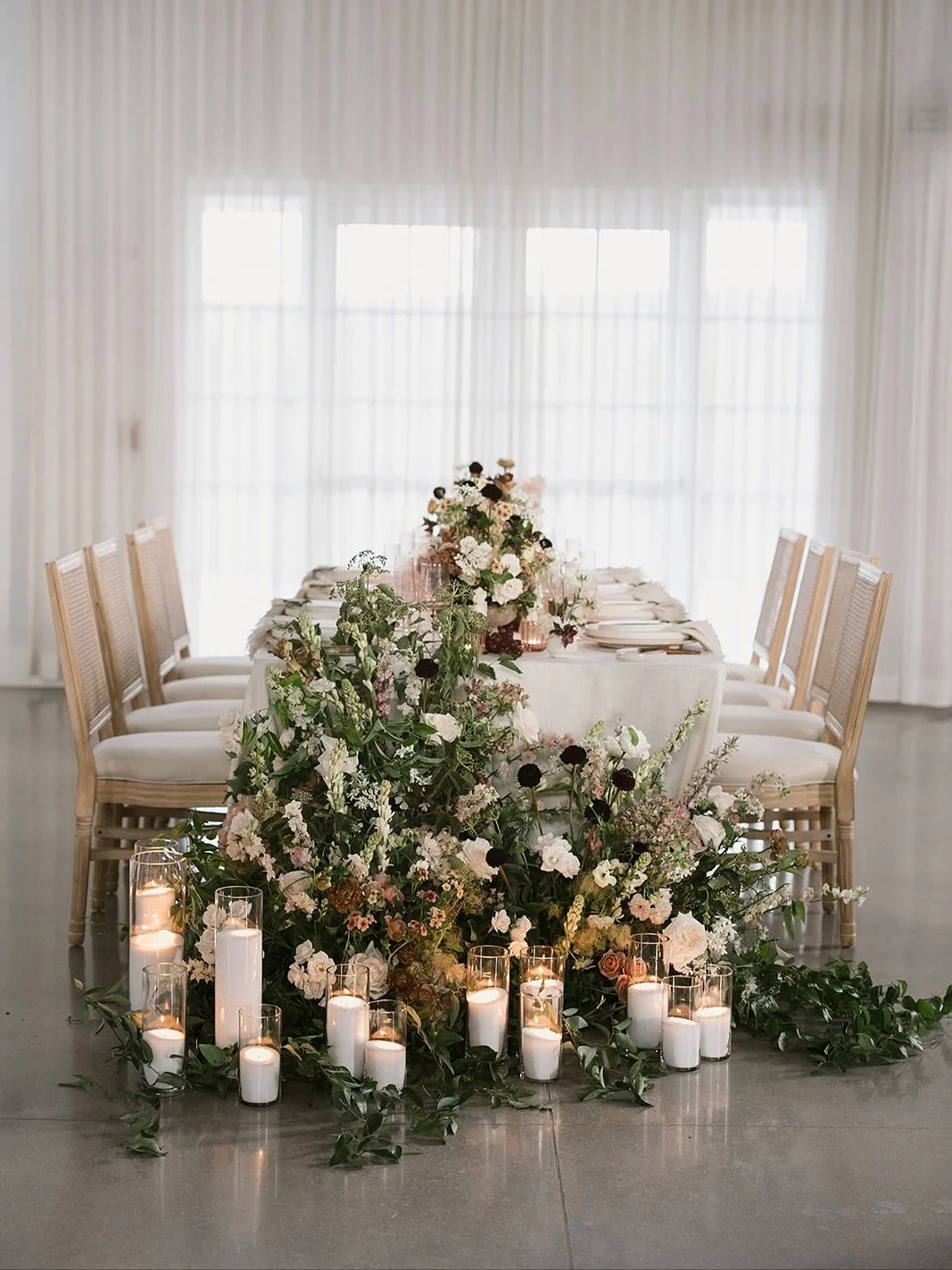 ✨Tuscan-Inspired Editorial in Miami
 
Modern romance in timeless tones.  A Tuscan dream reimagined at The White Orchid @thewhiteorchidfl &mdash; where Miami meets dreamy Italy. Where every frame whispers the art of storytelling through stillness.

We