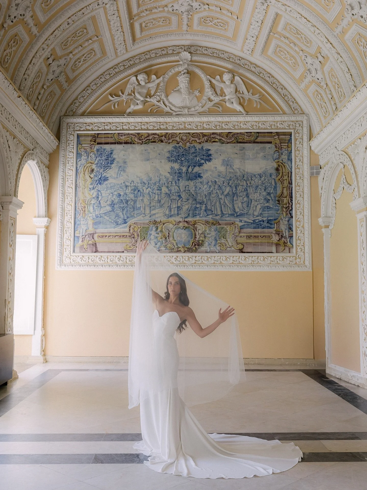 &mdash;&mdash; The art of bridal elegance, reimagined ✨
Set against Sintra&rsquo;s centuries-old architectural beauty &mdash; this editorial captures the grace of the past with the modern romance of today.

Wedding Planner + Designer: @eventsbyzeiry 