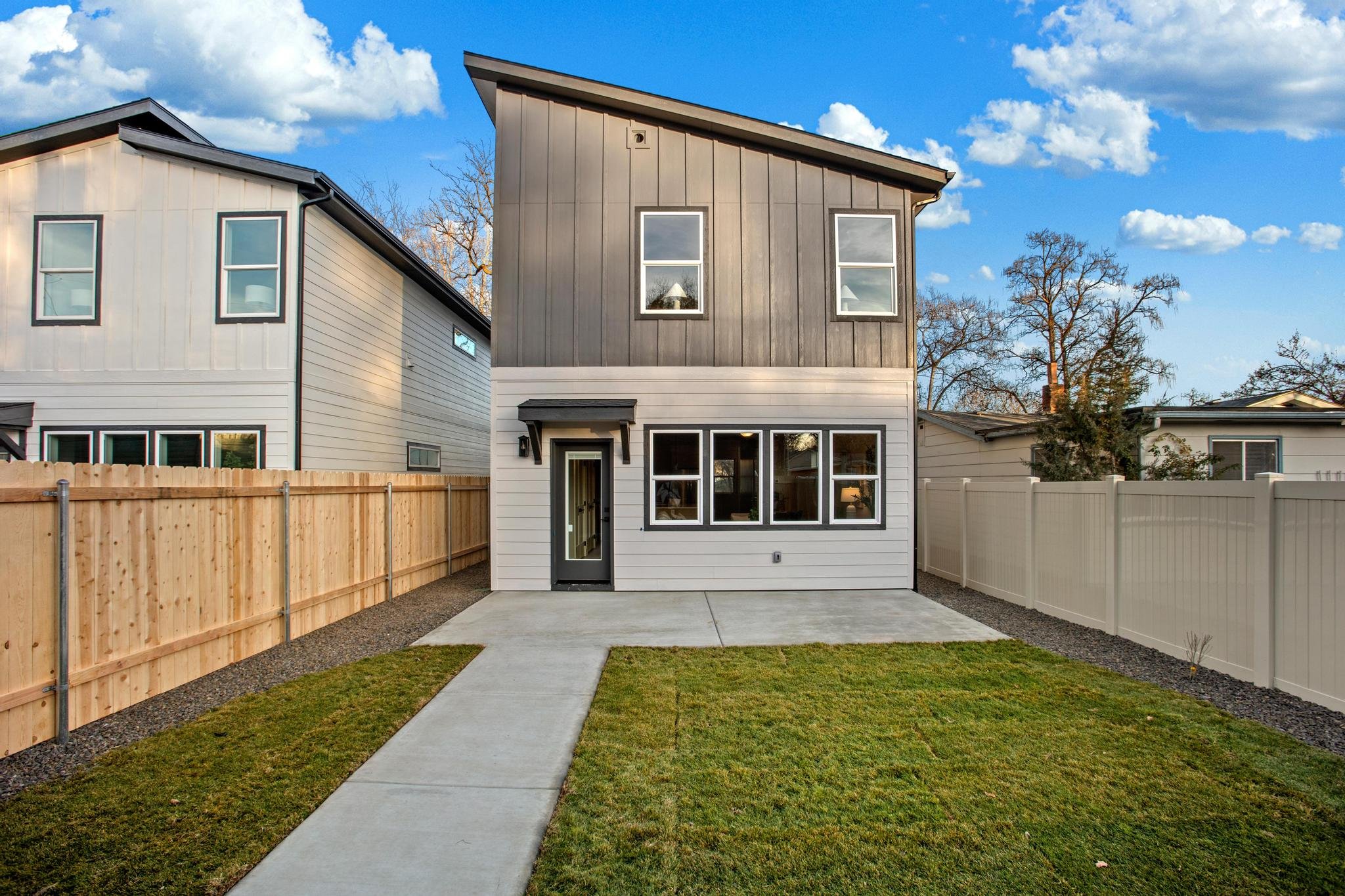 2111 Pacific_030.jpg