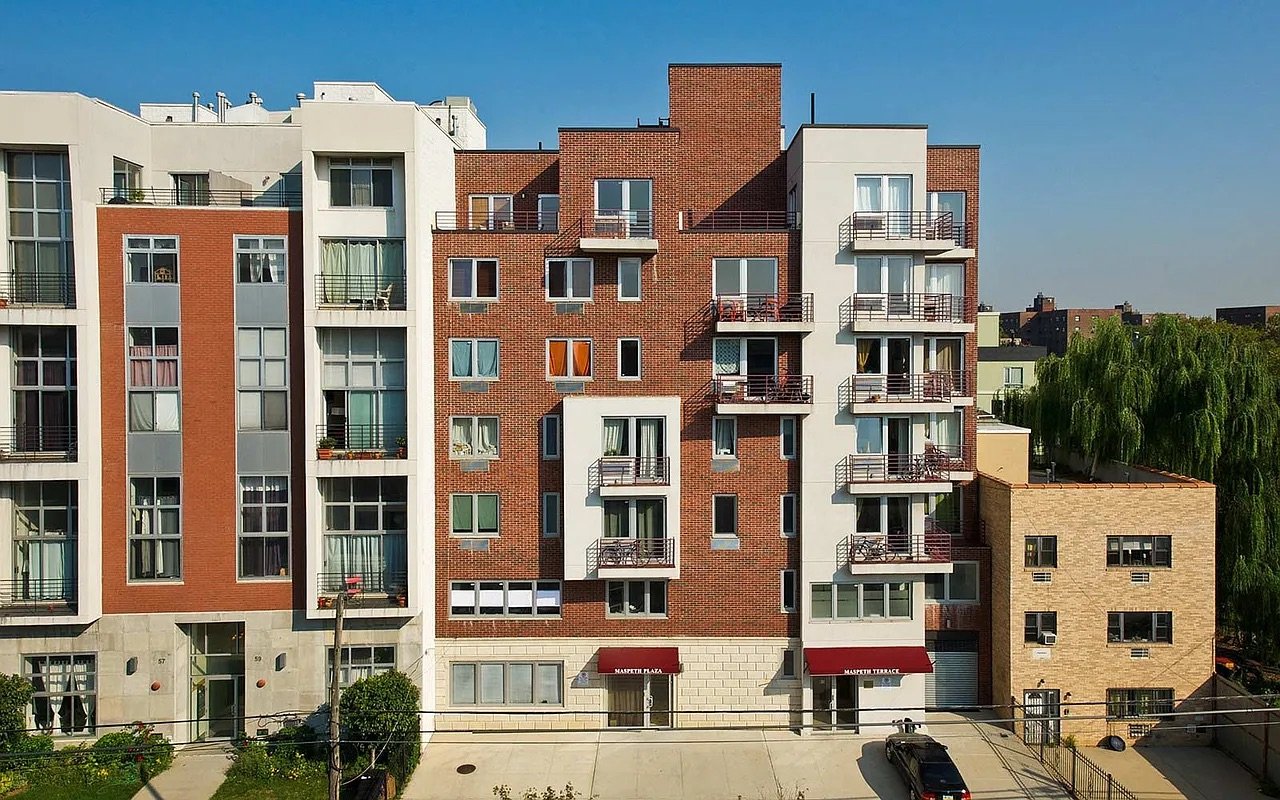 65 Maspeth 01.jpeg