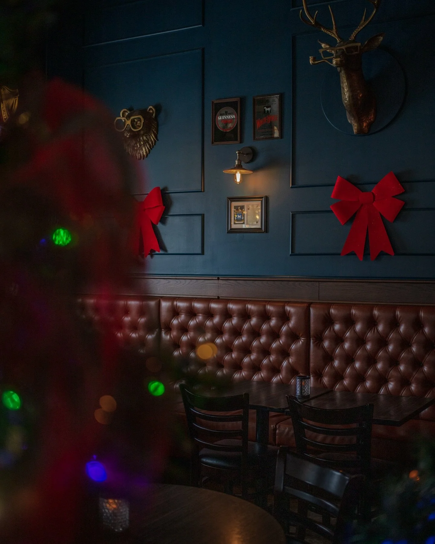 🎄✨ Flynn&rsquo;s LOVES Christmas! ✨🎄
The pub is cozy, the lights are twinkling, and the holiday vibes are in full swing.
From festive menus to Christmas cocktails, it&rsquo;s the most wonderful time of the year at Flynn&rsquo;s!

Come celebrate the