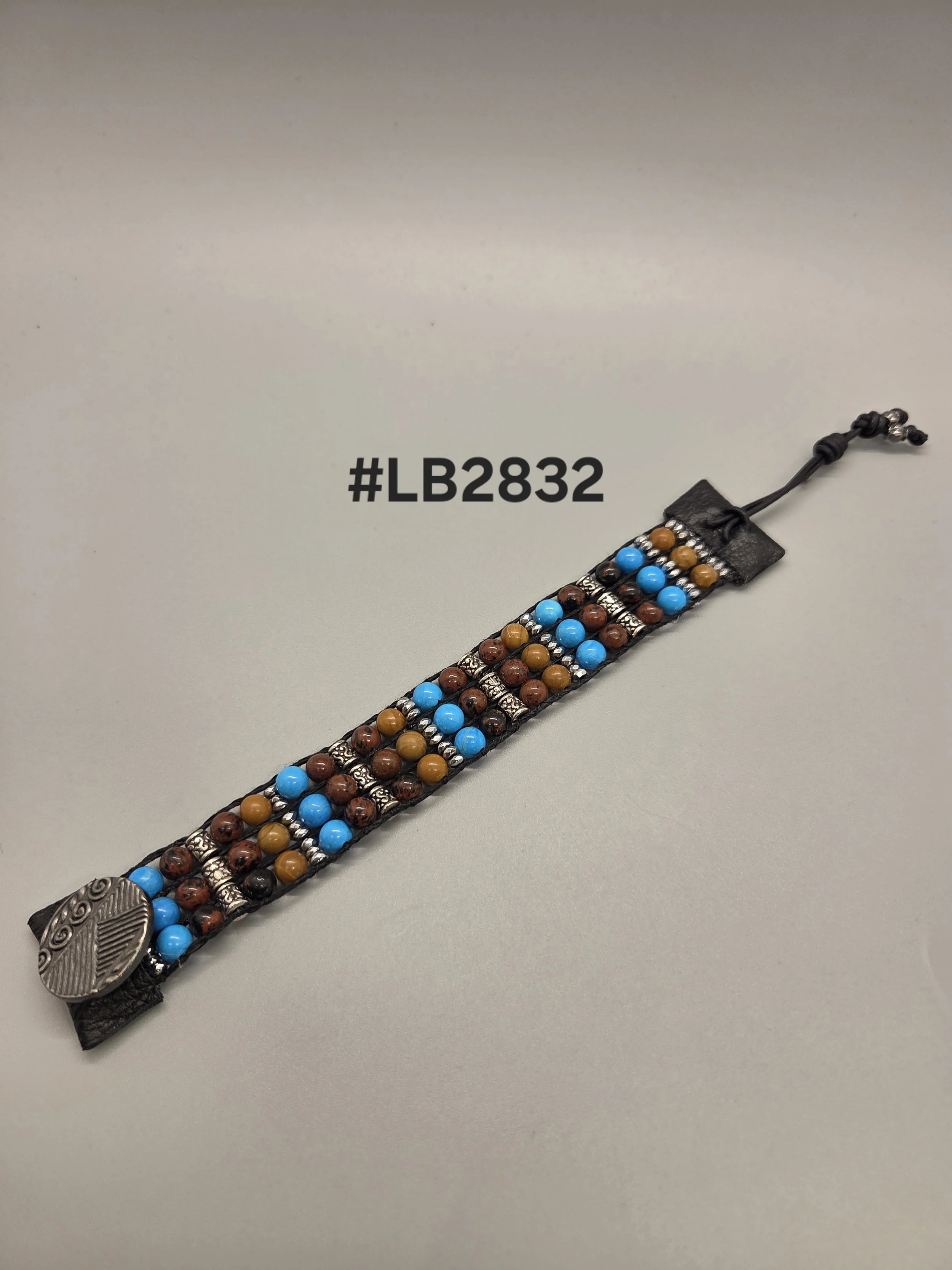 lb2832A.jpg