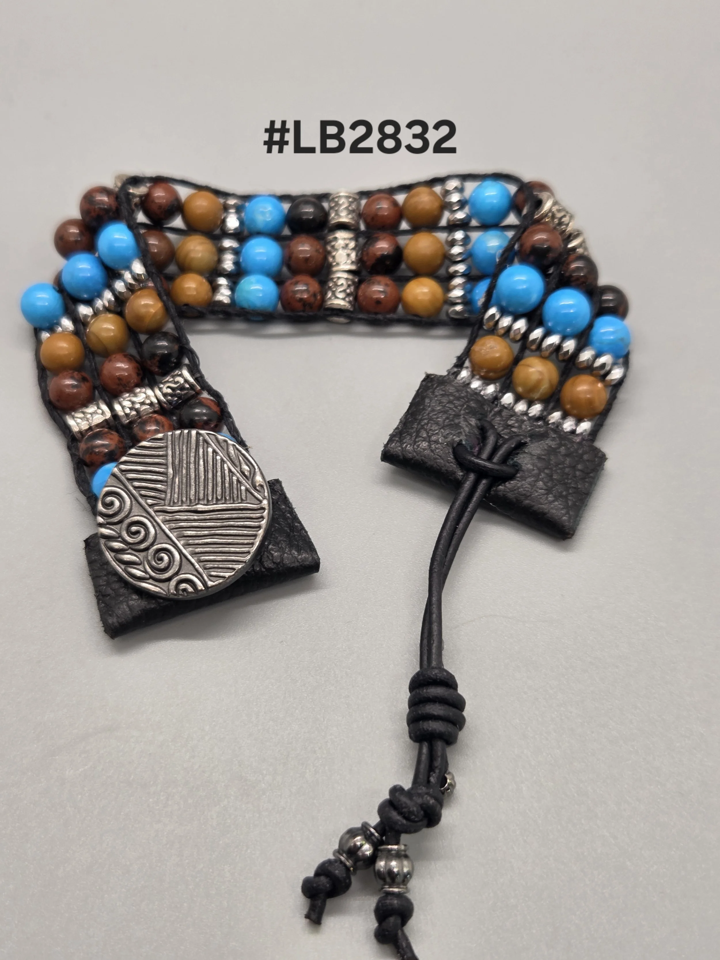LB2832.jpg