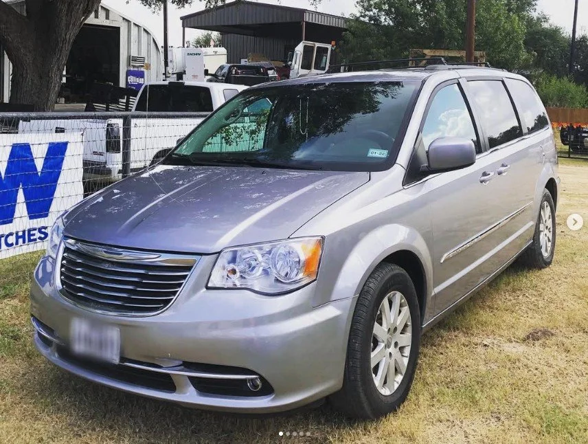 Chrysler Town & Country Minivan After and looking Brand New!