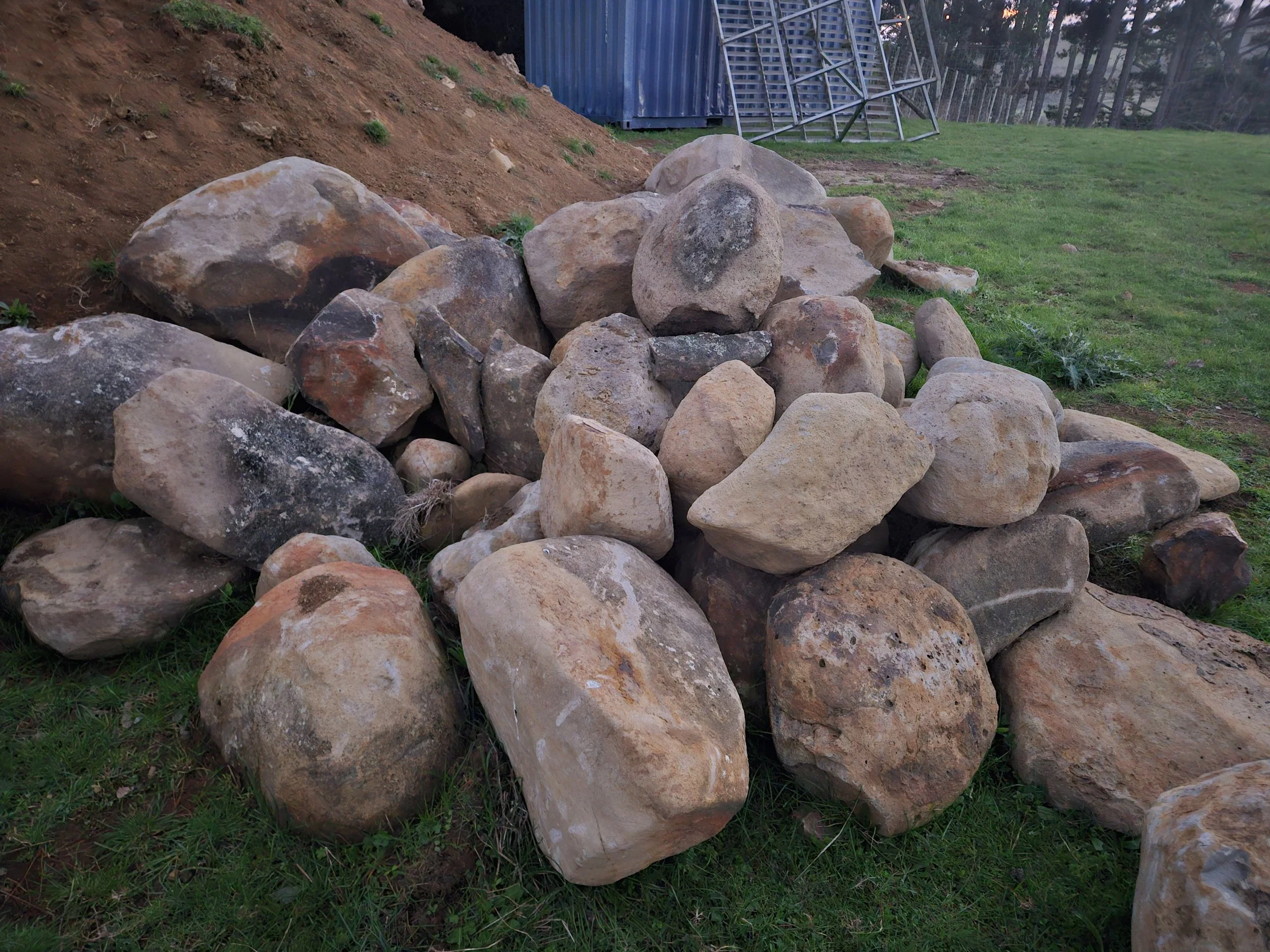 Ace Landscapes  Rocks.jpg