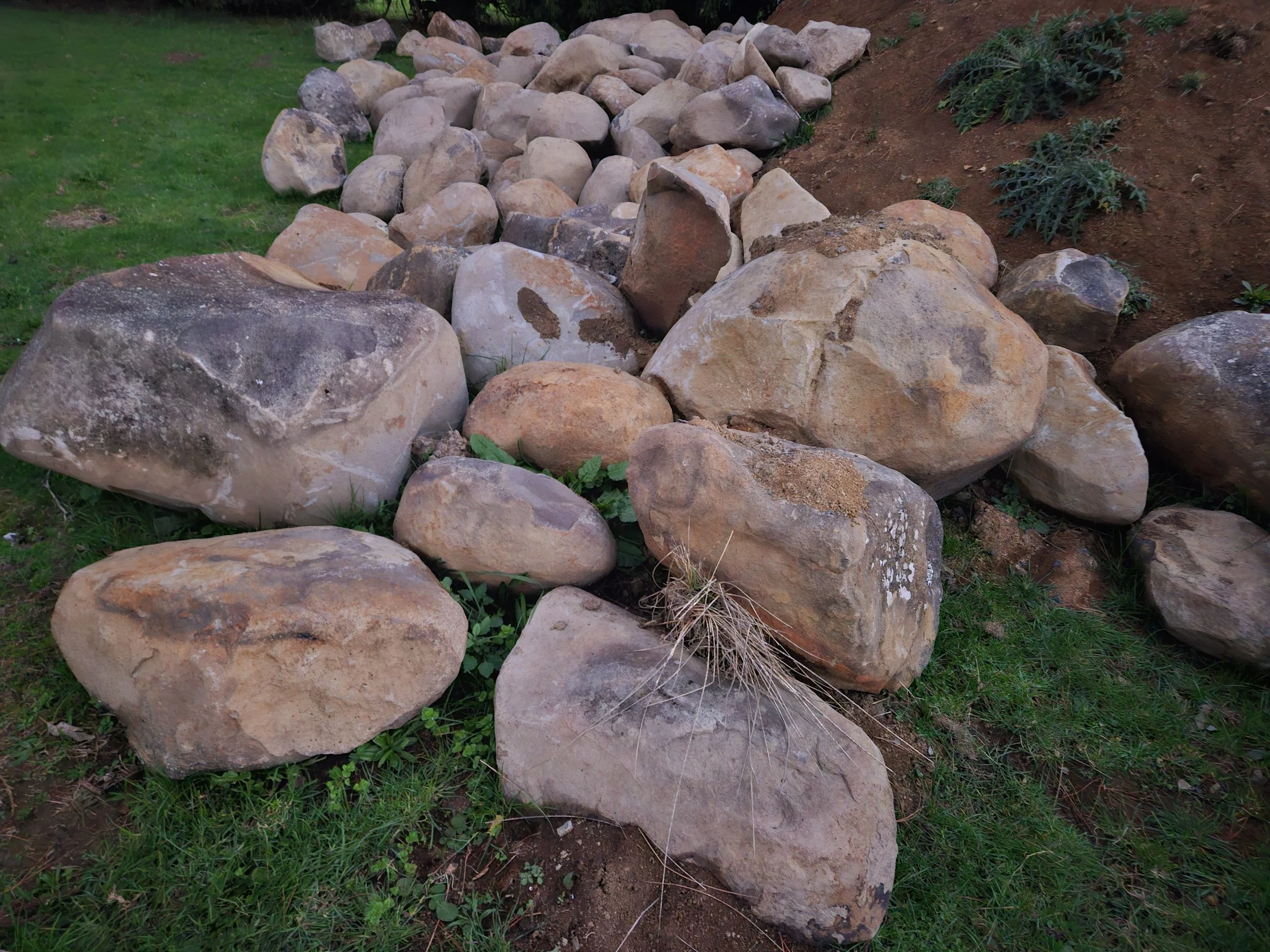 Ace Landscapes  rocks.jpg