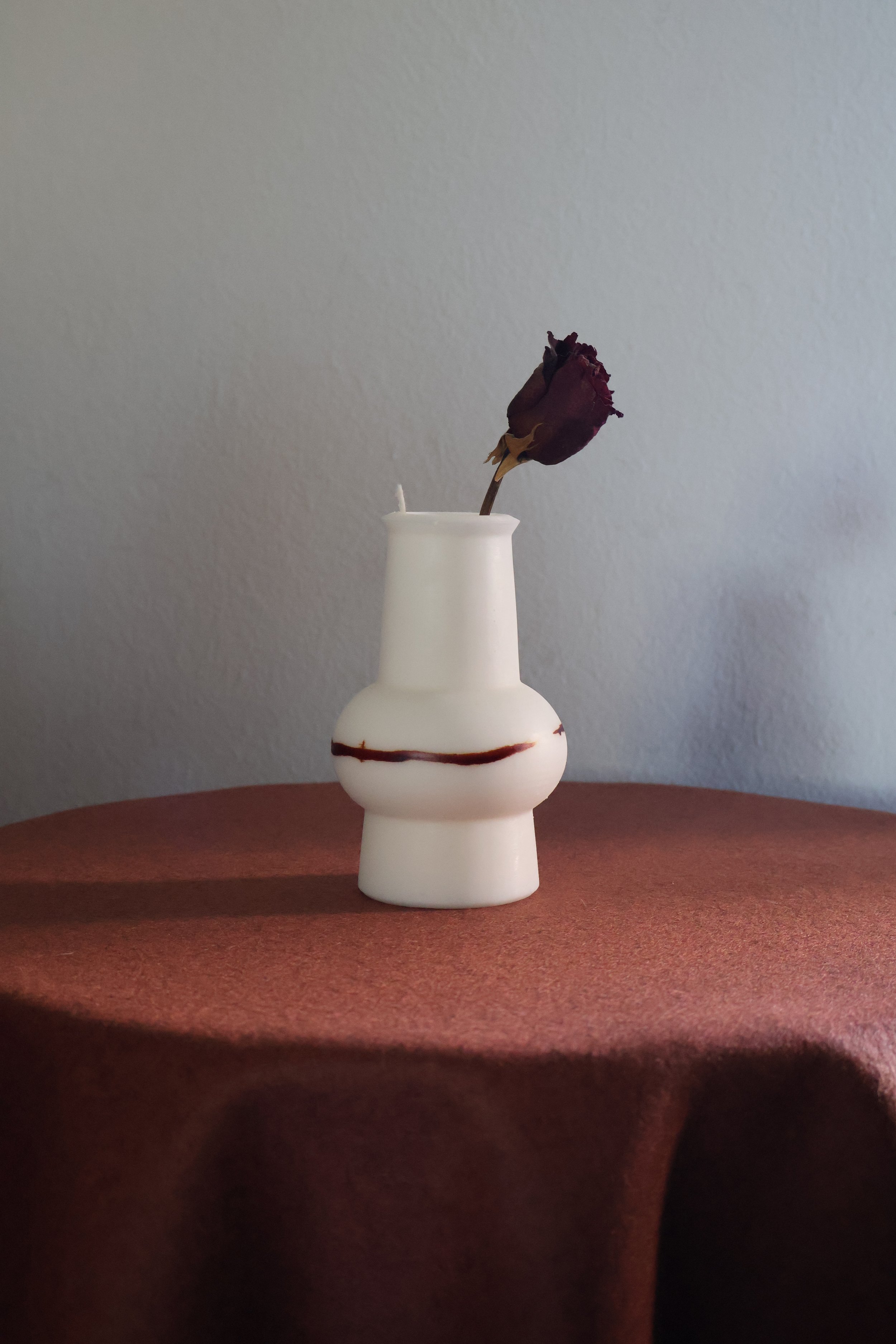 Epoche Studio_Timeline Candle Vessel_Epoche Studio_01.jpg