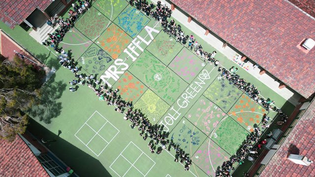 Joli Green Courtyard Colour Day