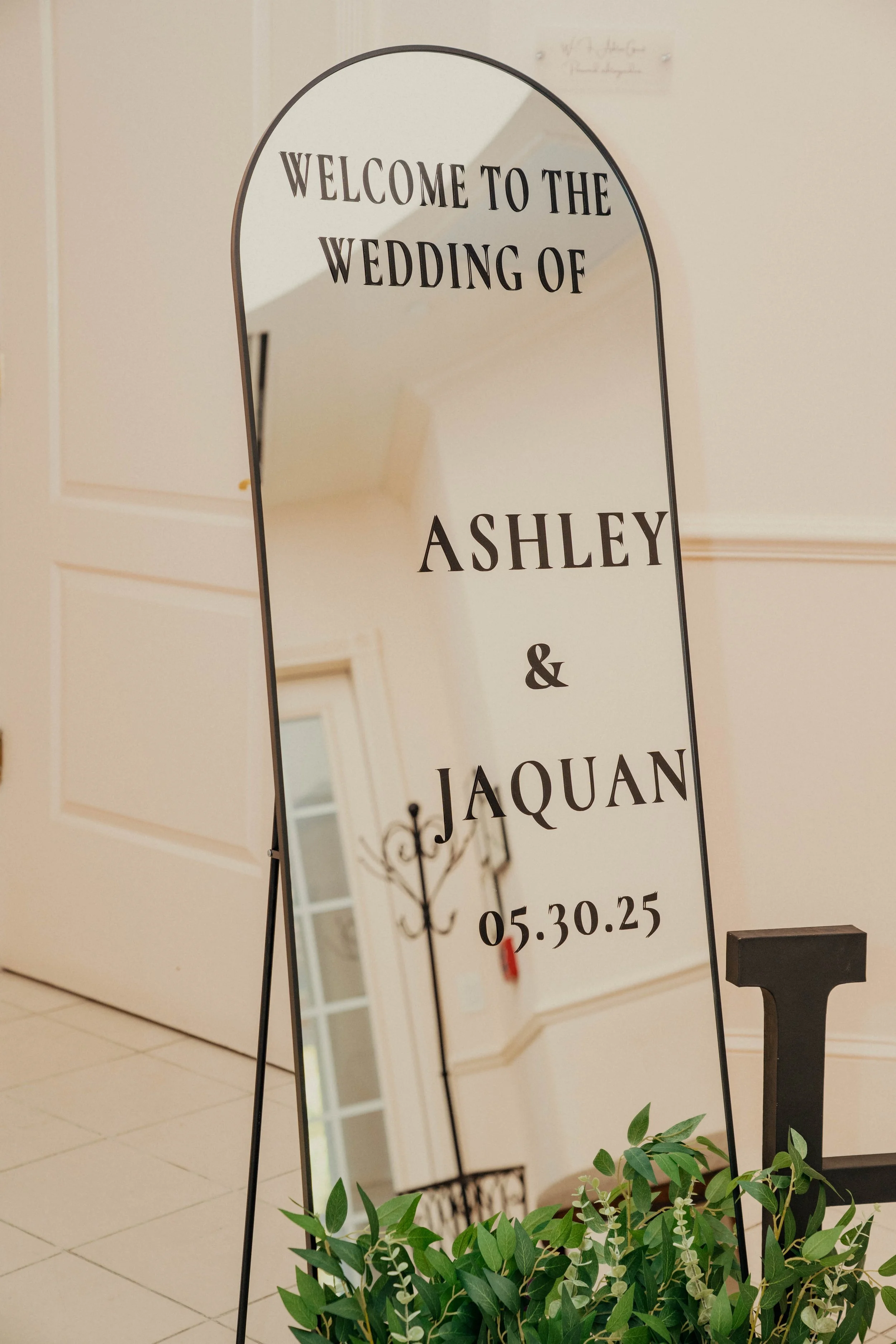 Custom Mirror Welcome Sign