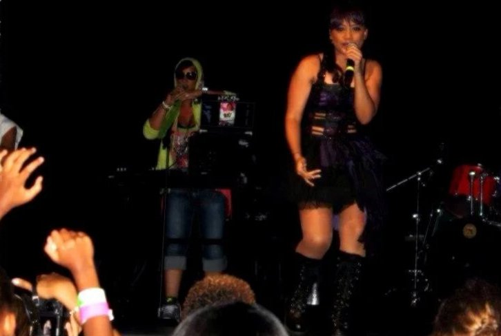 LaidEe P and Reigndrop Lopes Live