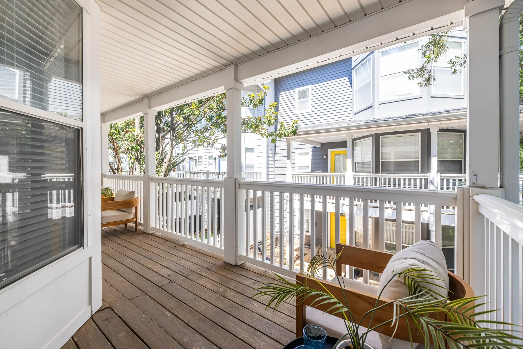 7.2 balcony2.jpg