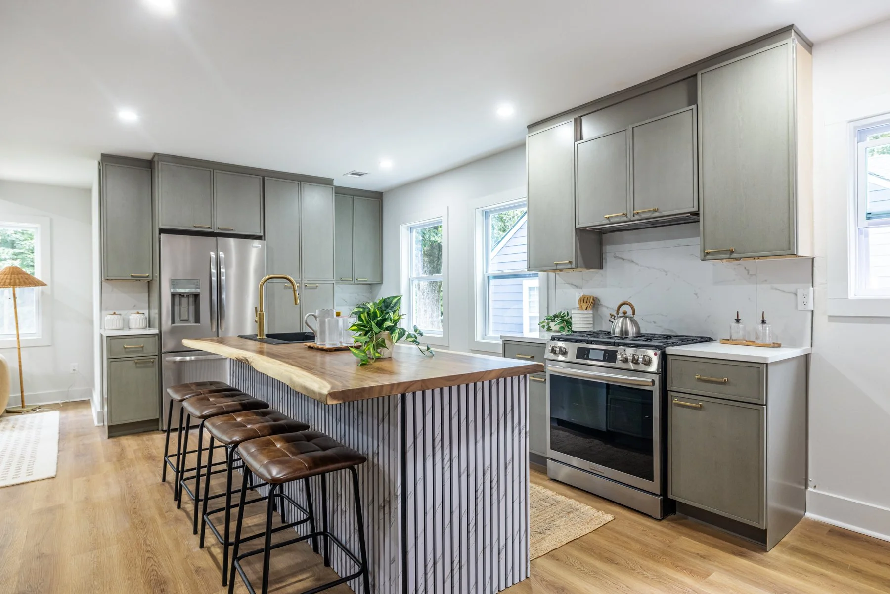 4.0-kitchen.jpg
