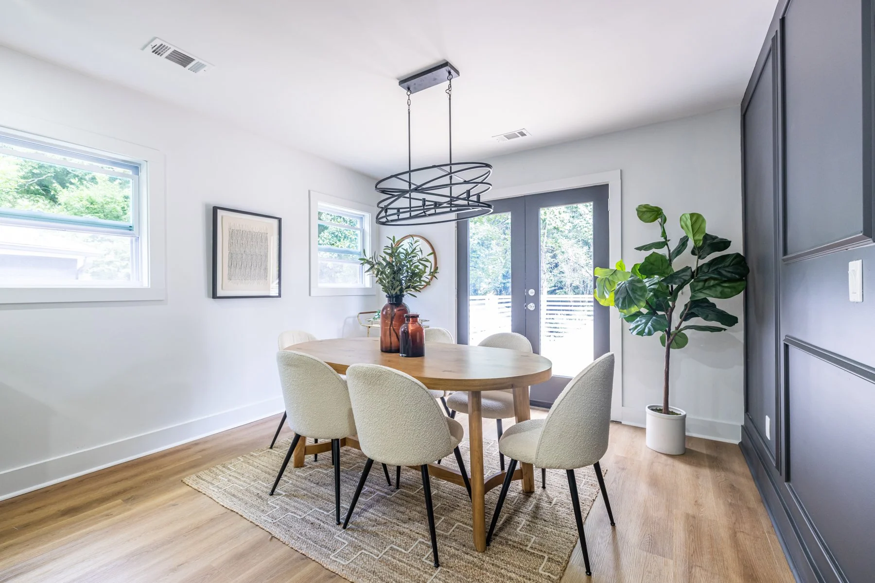 5.2-dining2.jpg