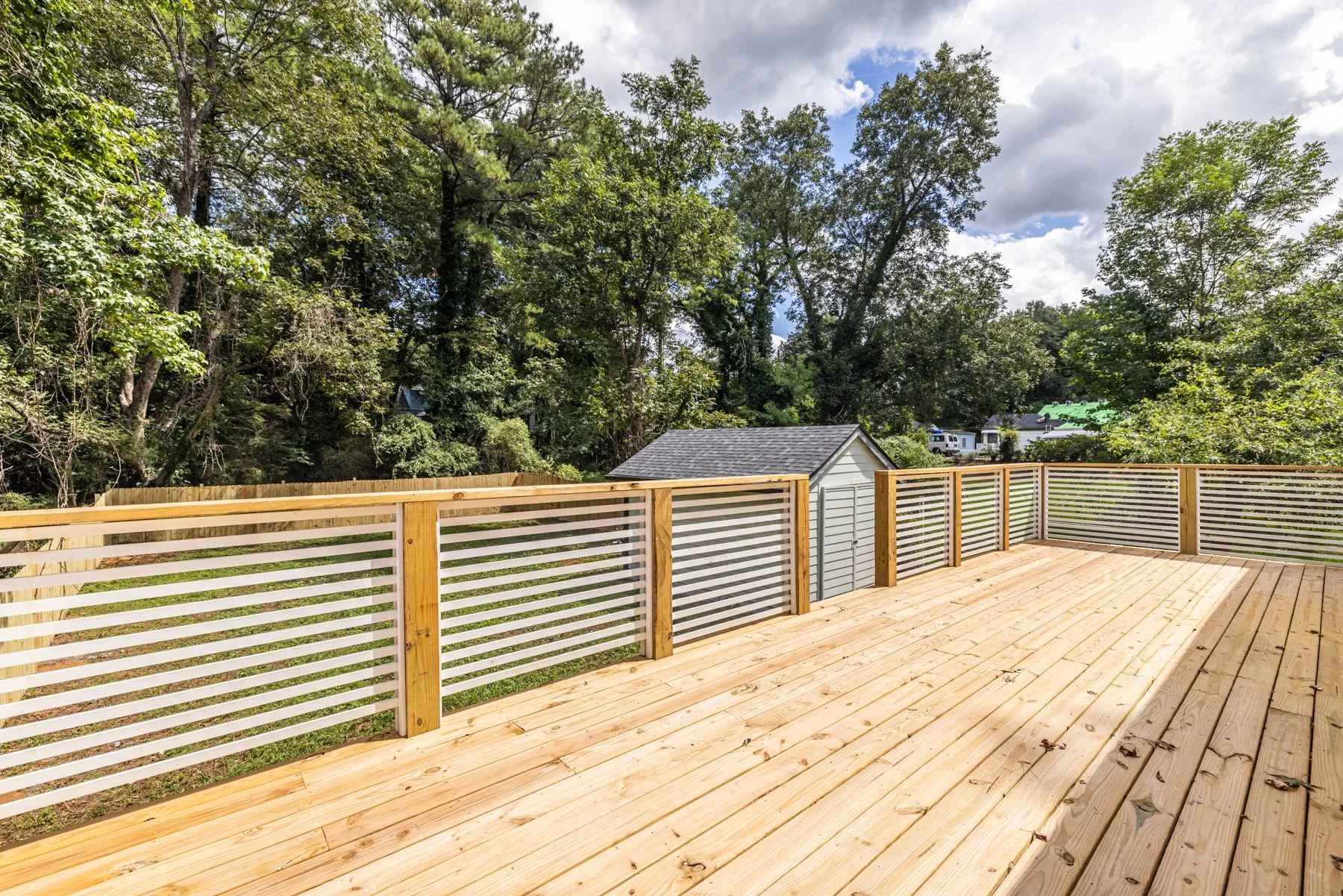 6.0-back_deck.jpg