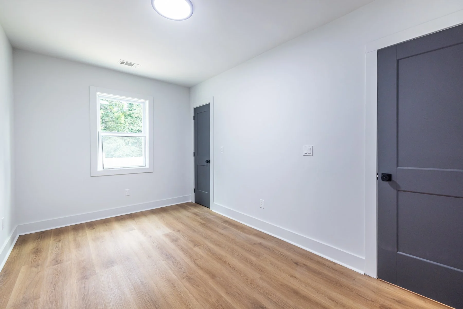 8.0-bed2_2.jpg