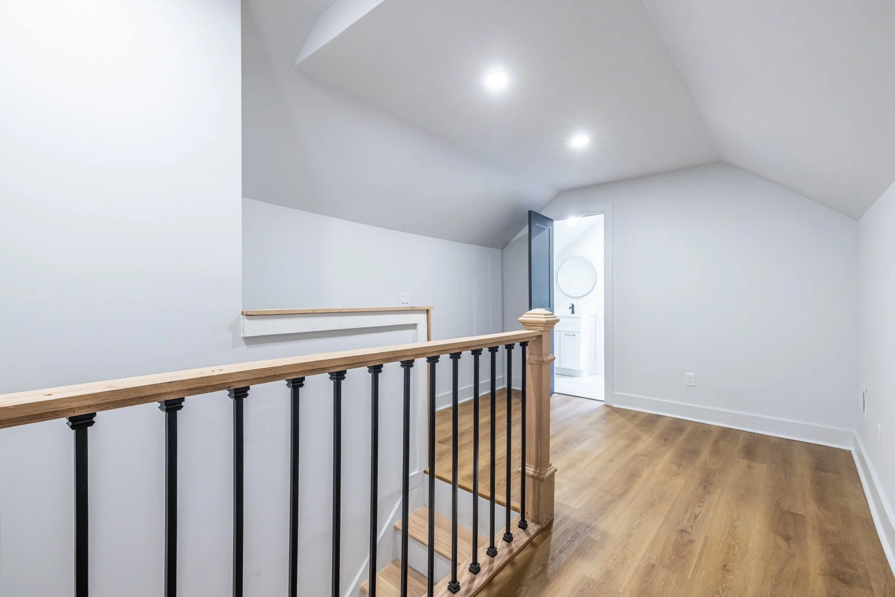 10.2-loft2.jpg