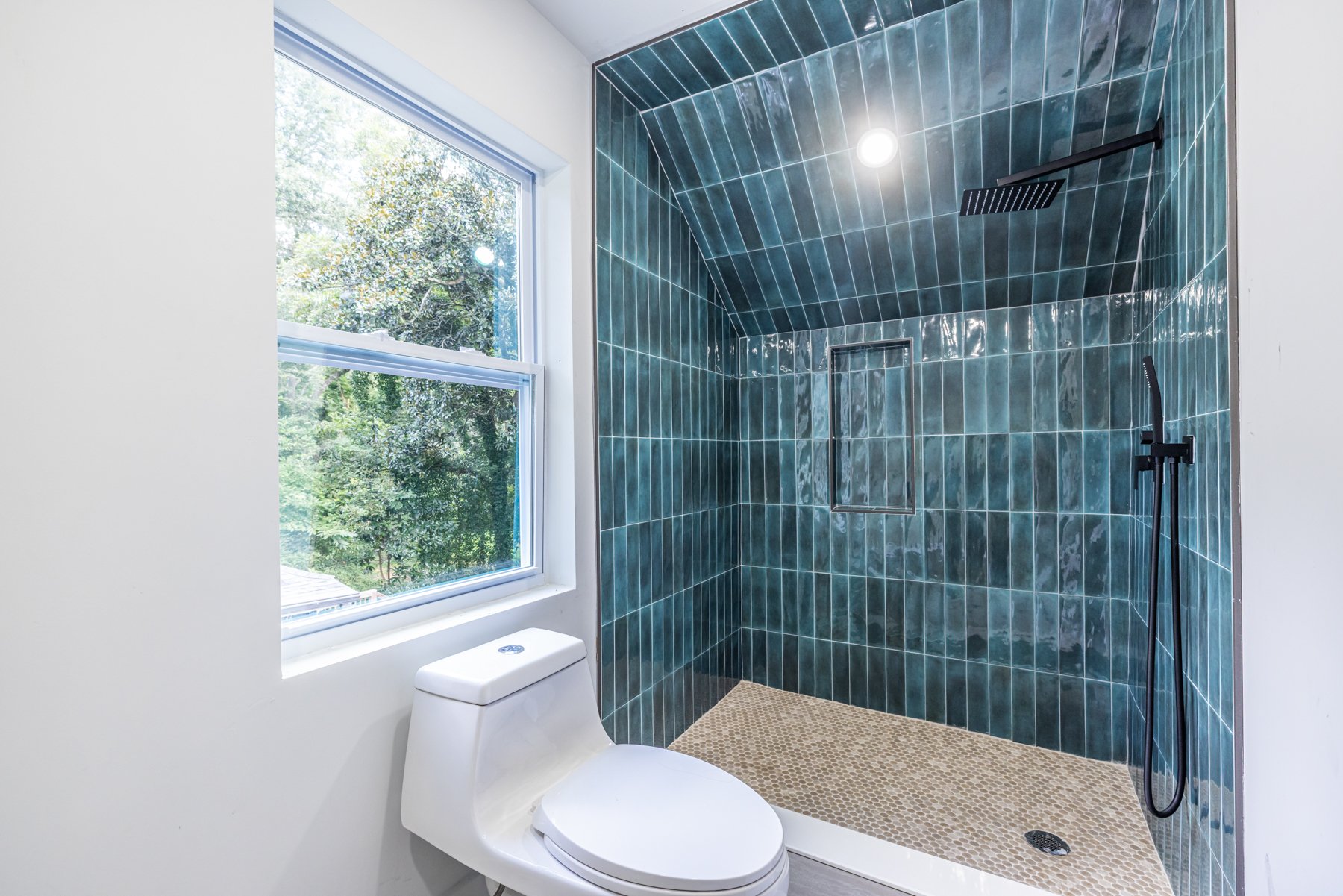 10.6-bath3_2.jpg